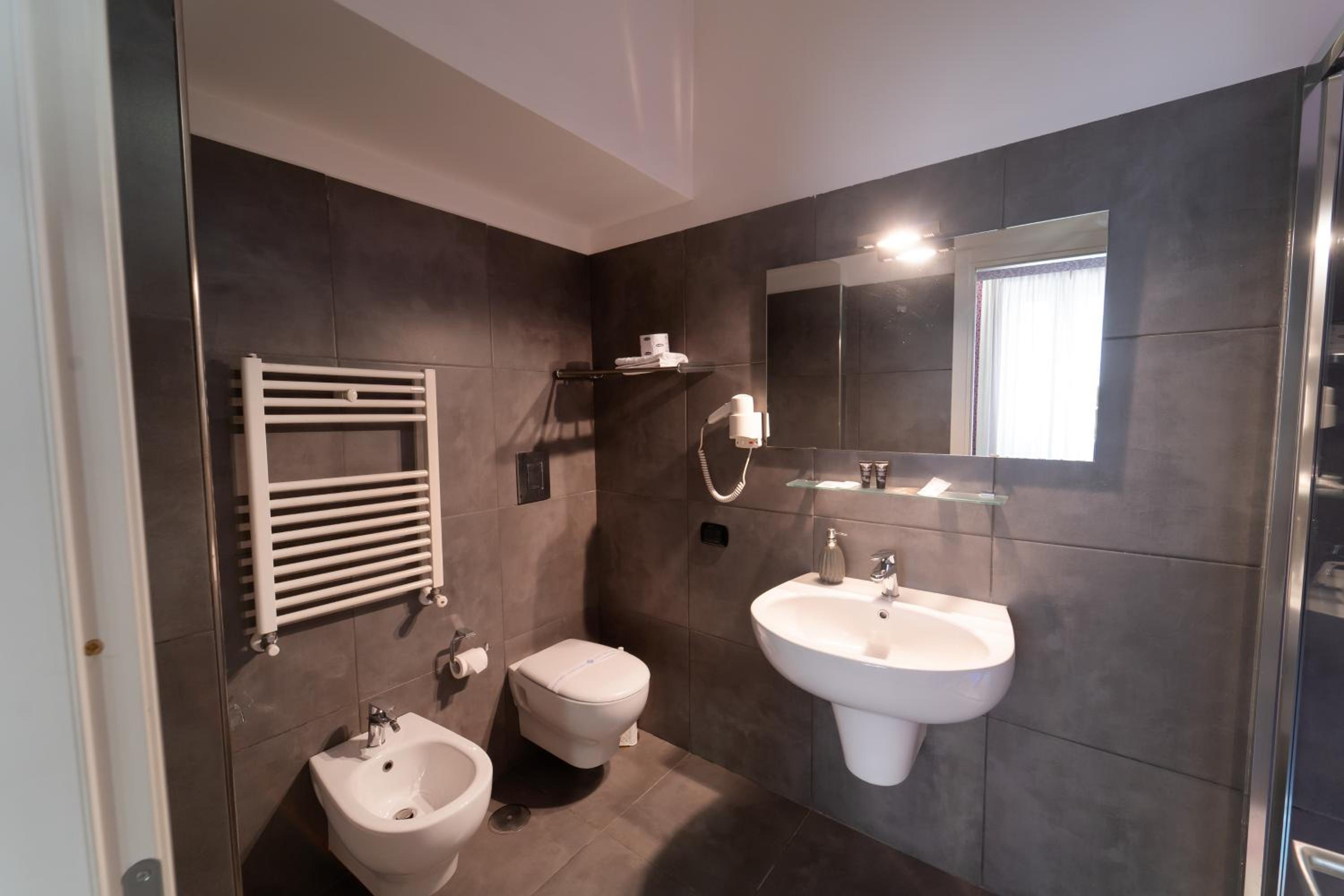 Royal H Umberto I, Napoli Centro, by ClaPa Group