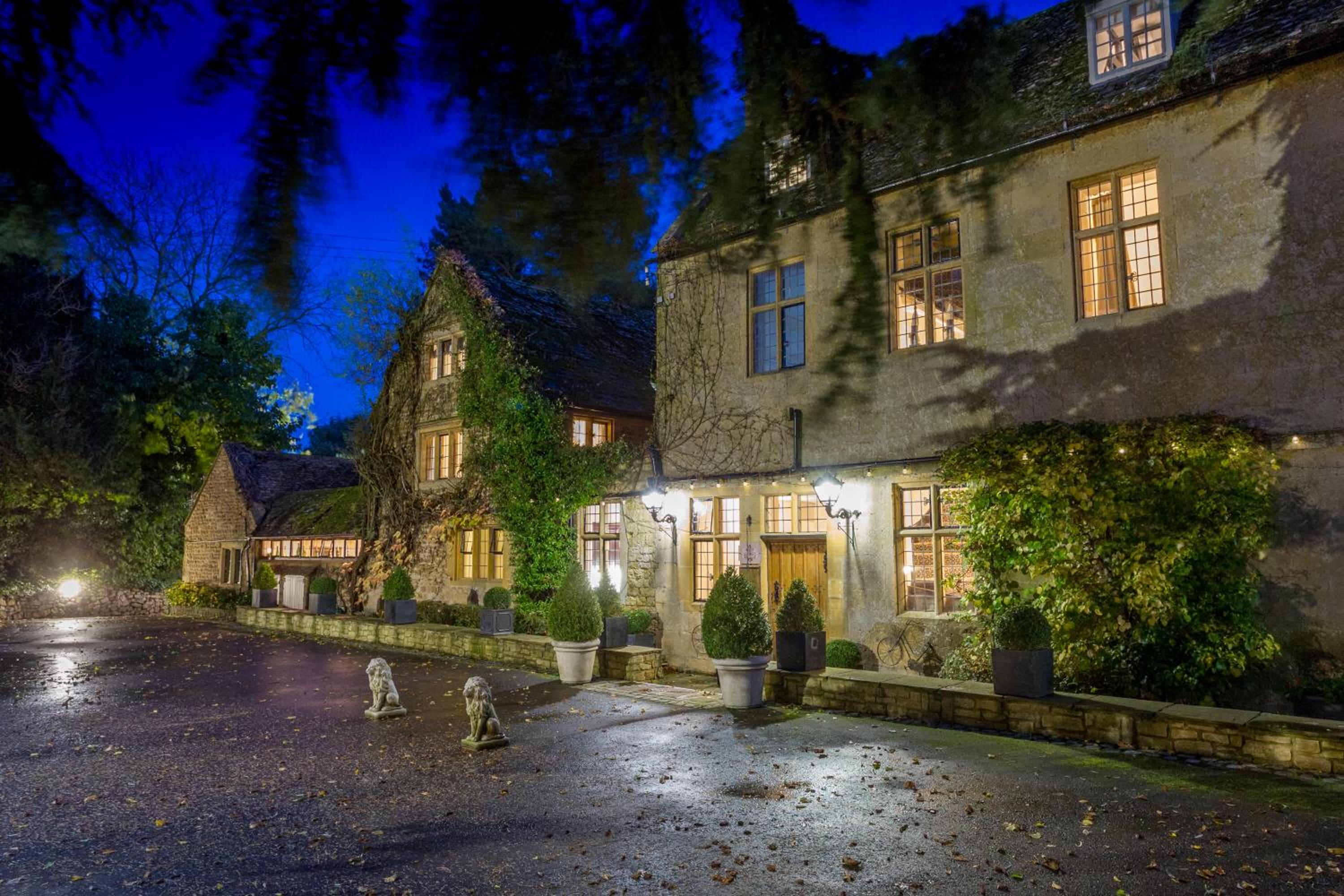 Hyll Hotel