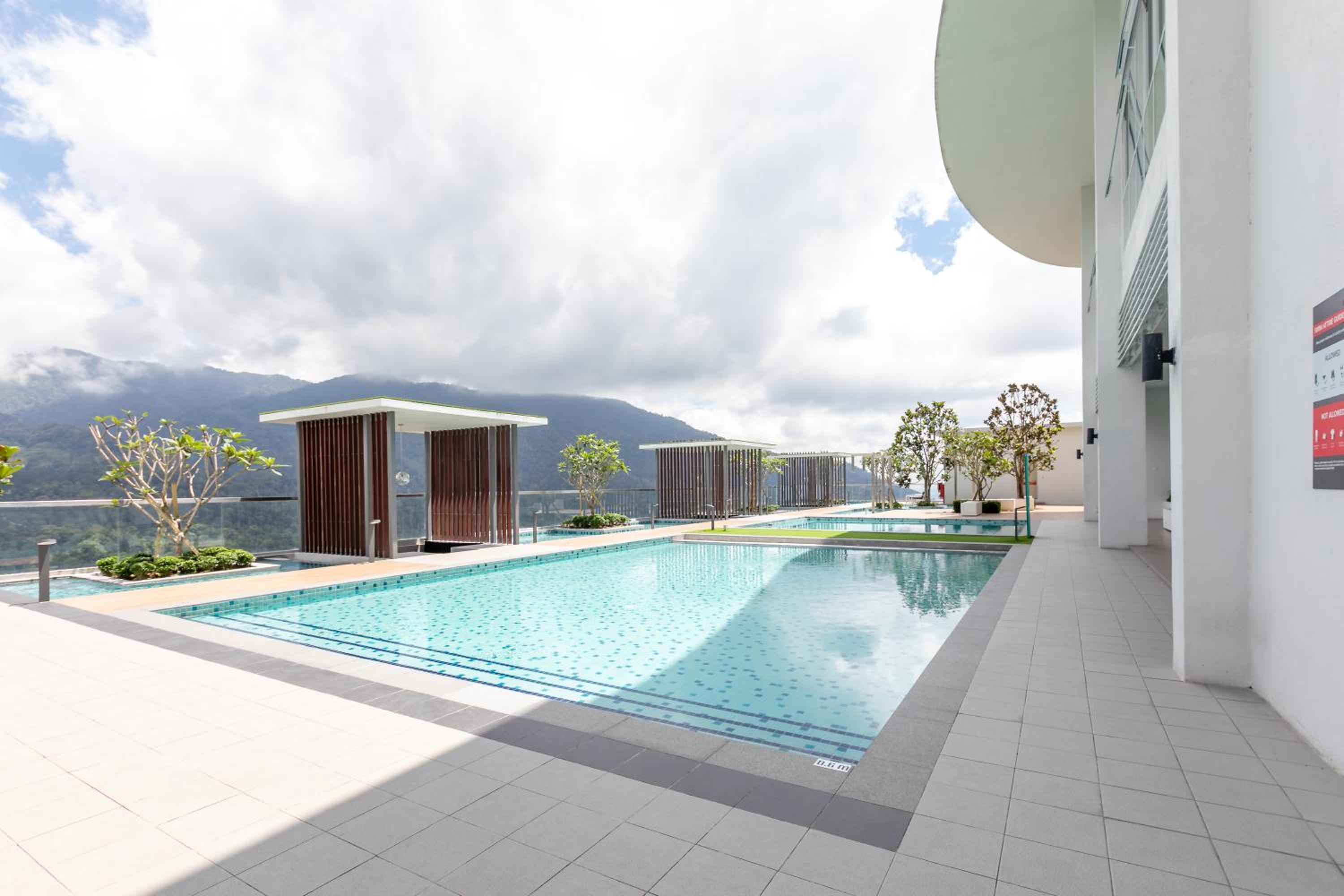 Double Story in the Sky - Genting Windmill Duplex Suite photo 5