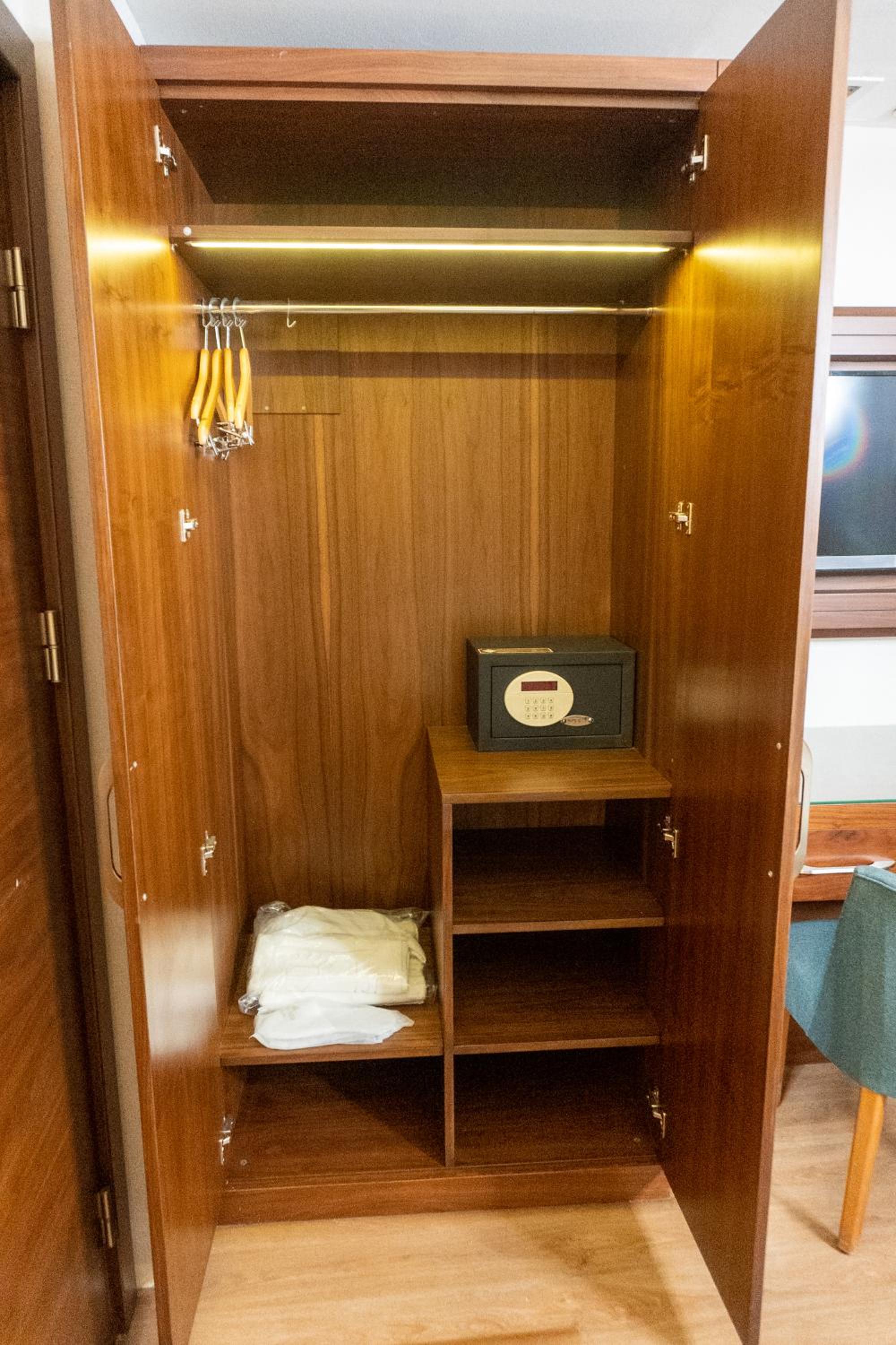 Long Stay İstanbul Hotel - Image 7