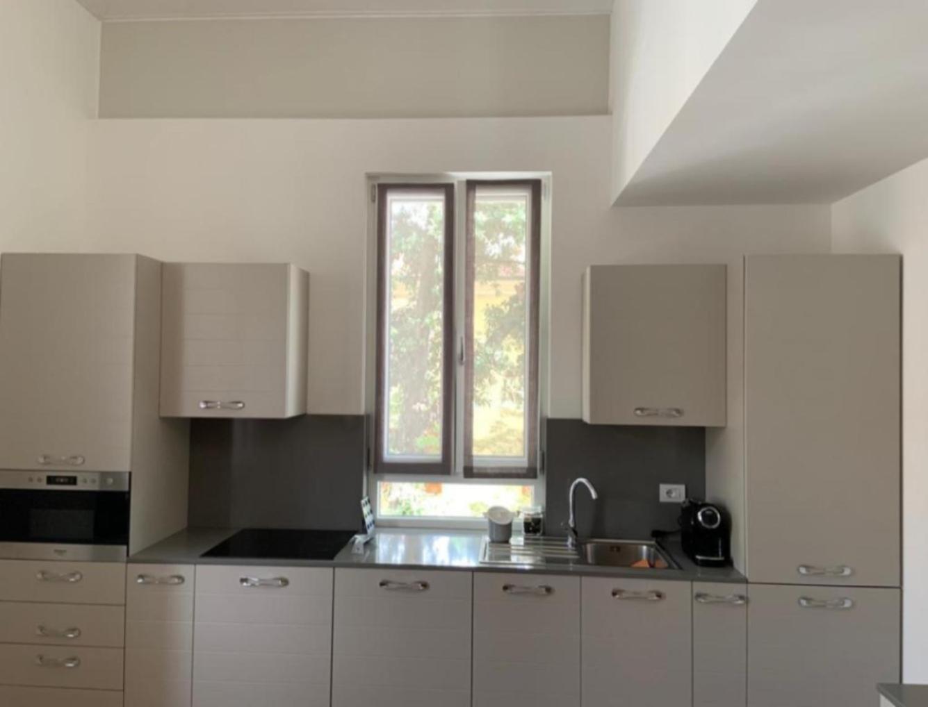 Esclusivo appartamento in villa al mare view 4