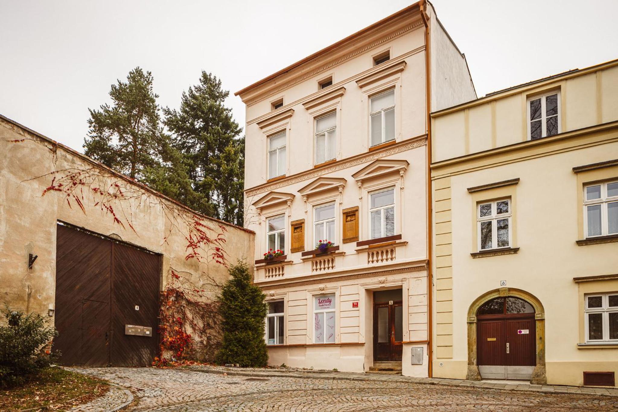 Photo 25