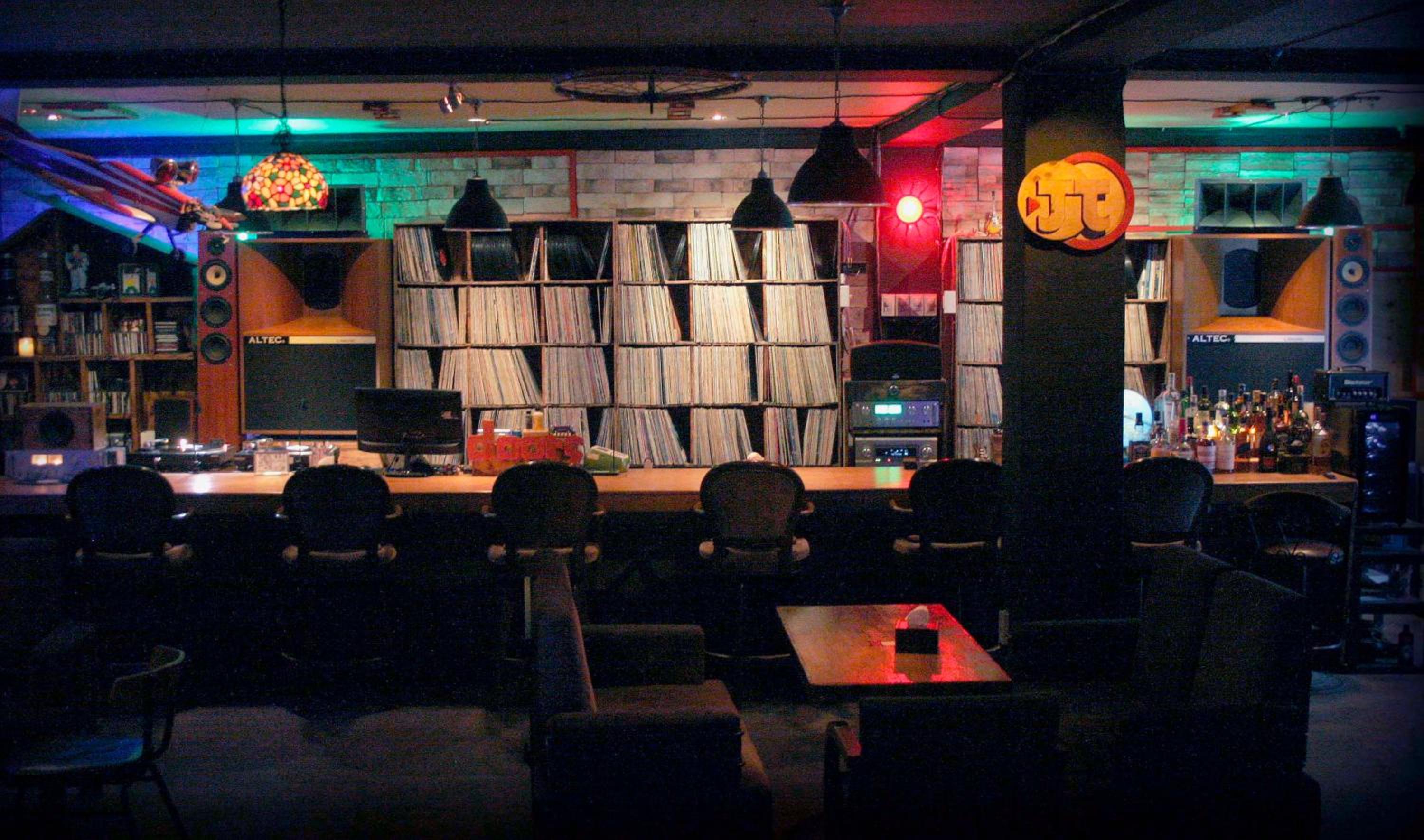 lounge