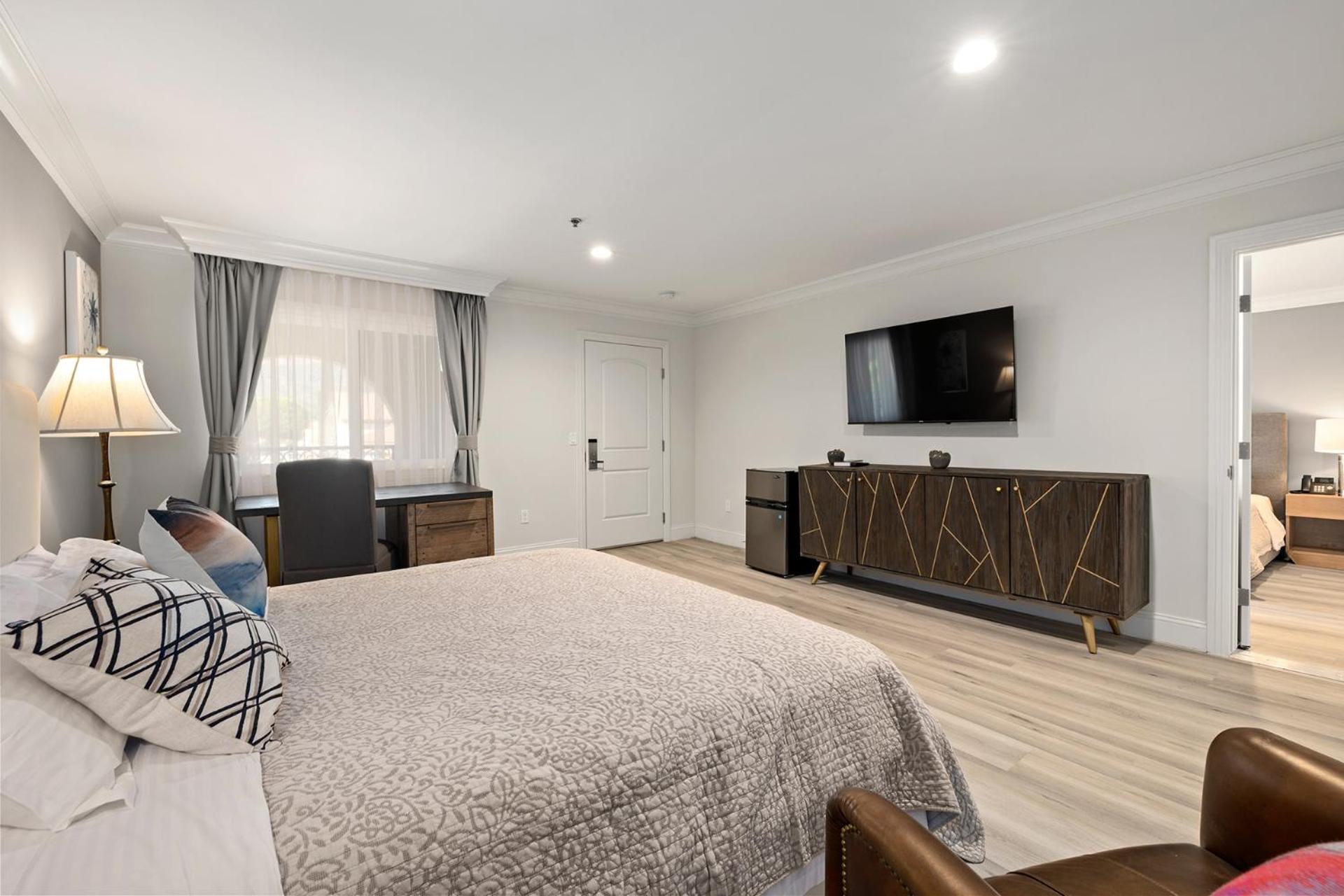 Hotel Huntington - Property Image 84