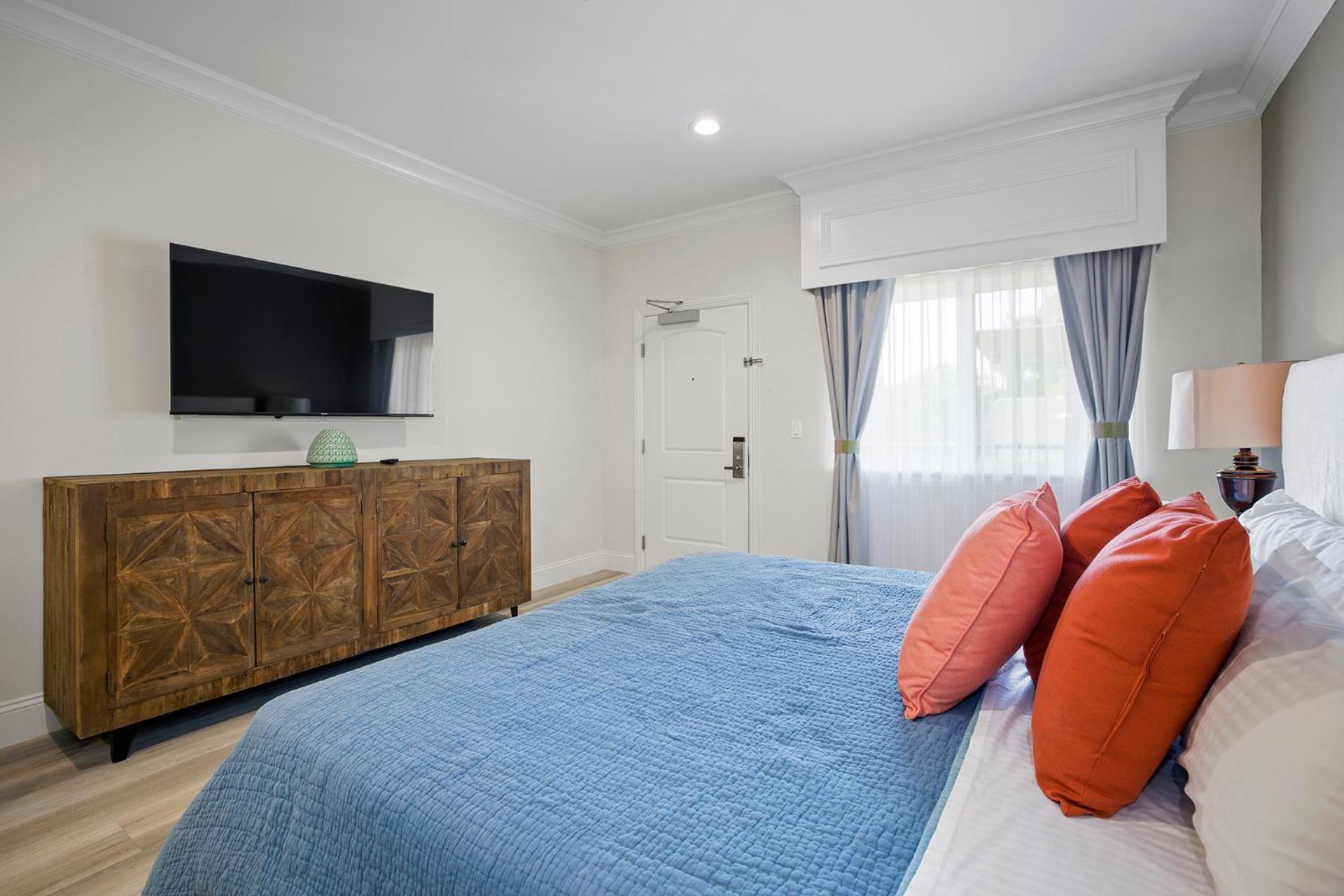 Hotel Huntington - Property Image 83