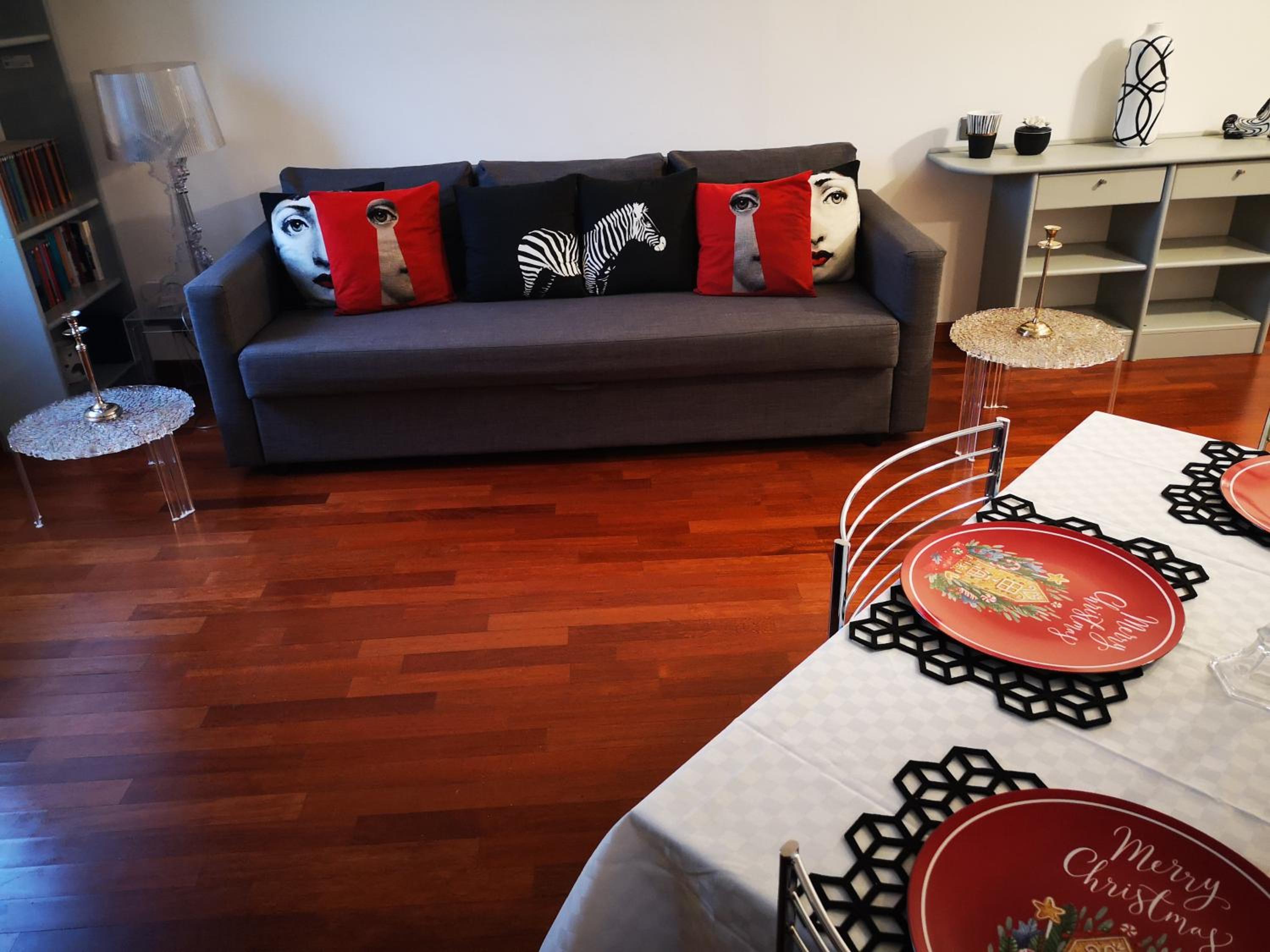 Suite Lambruschini central with top city view - Free covered parking view 3