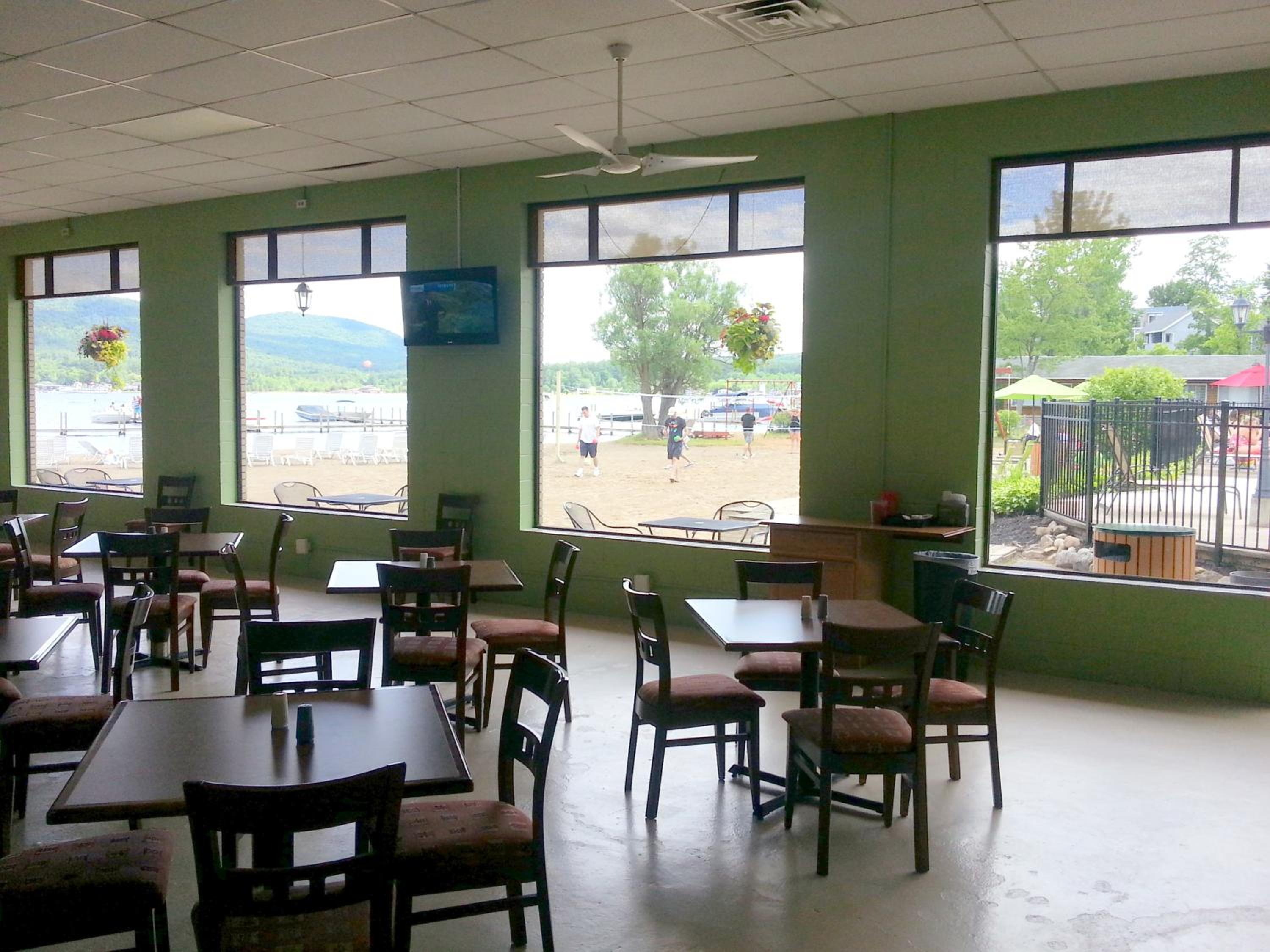 Scotty's Lakeside Resort