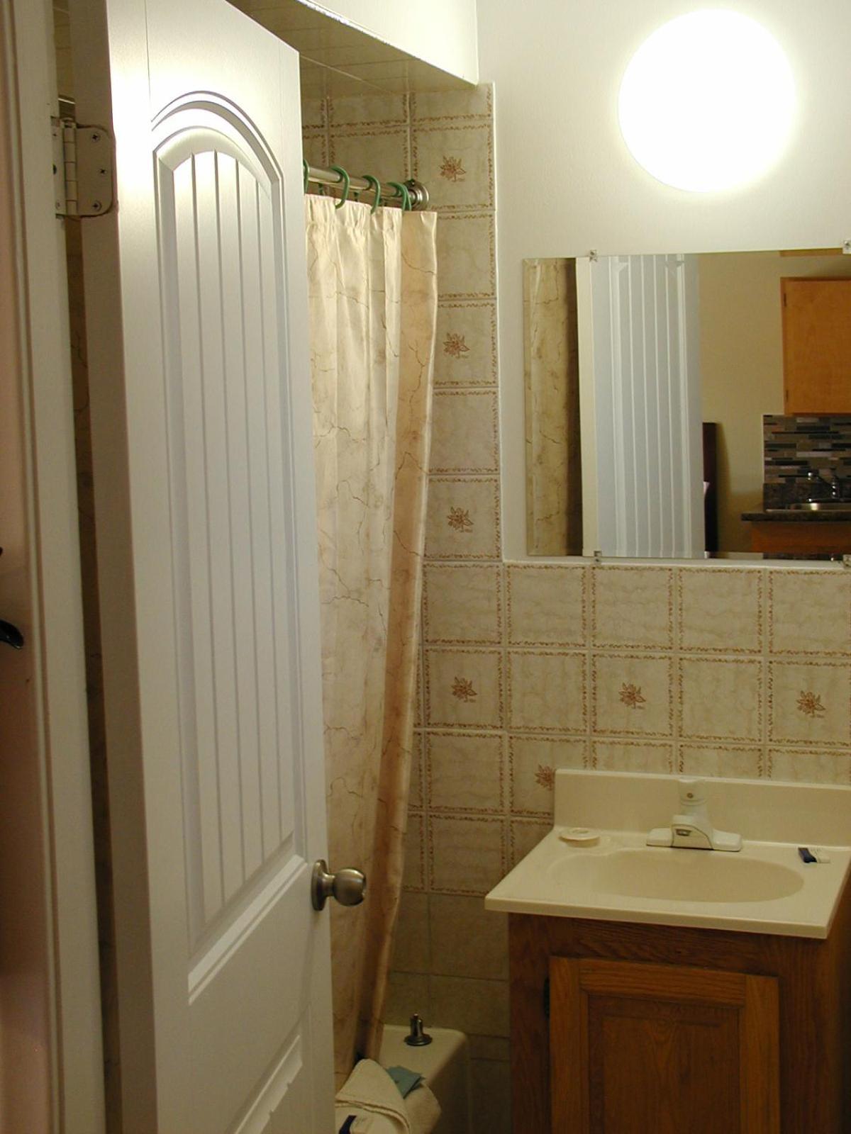 Almo Court Motel
