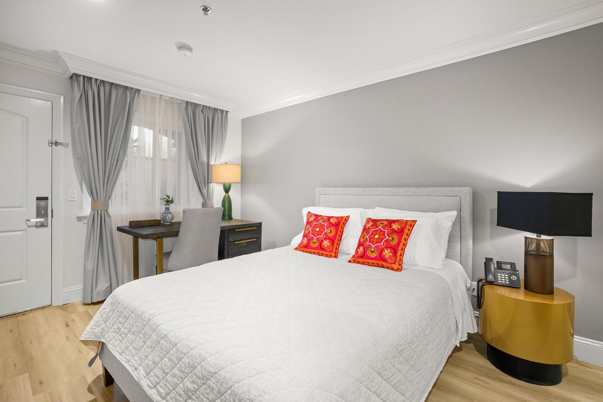 Hotel Huntington - Property Image 34