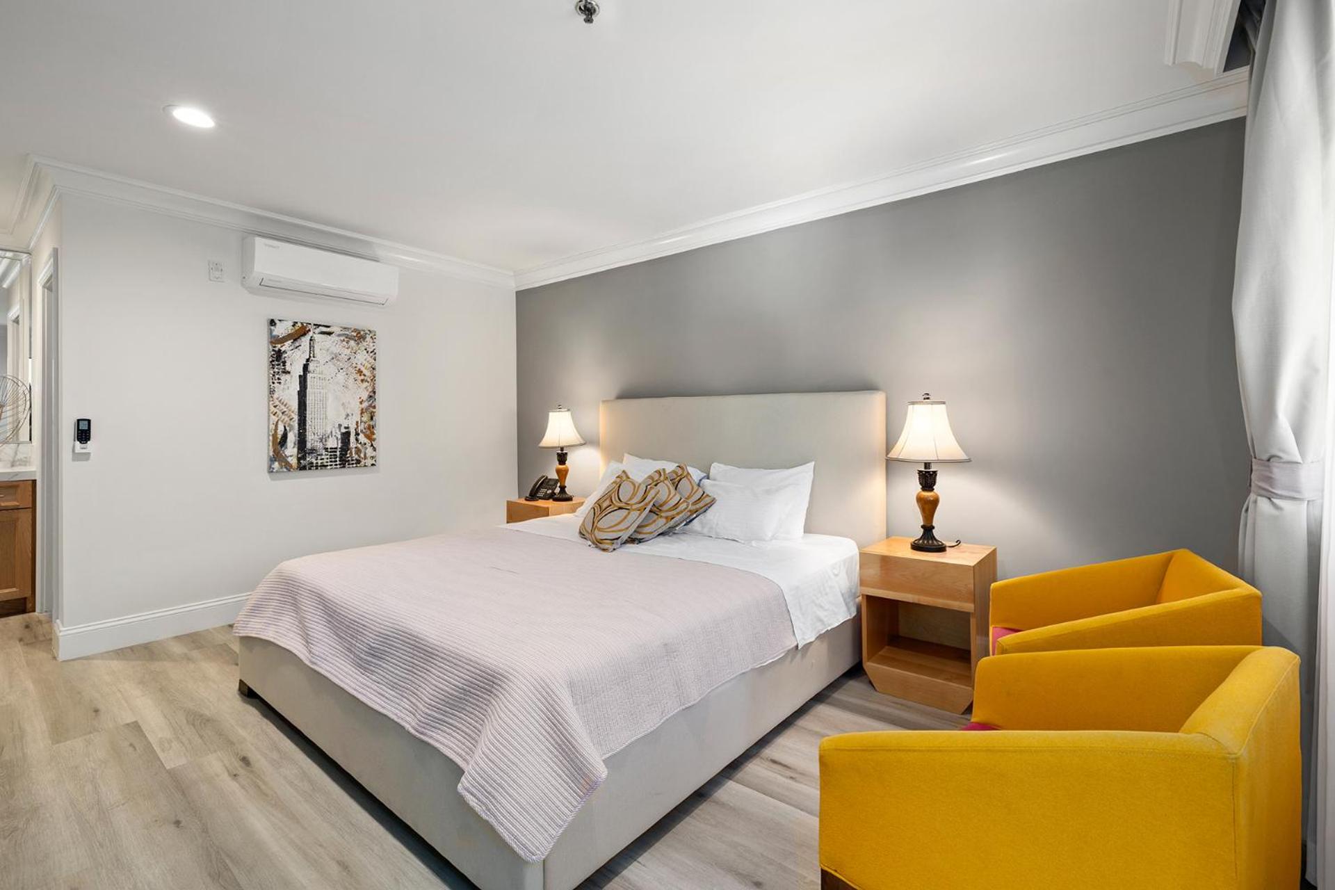 Hotel Huntington - Property Image 37