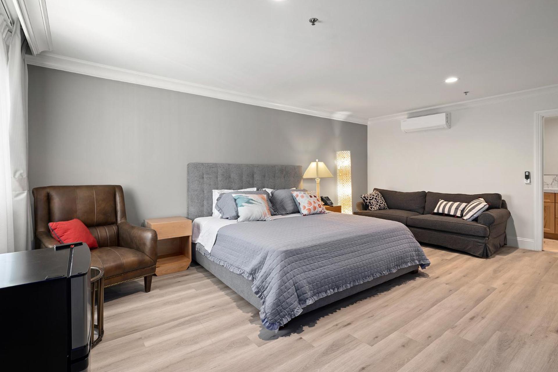 Hotel Huntington - Property Image 33