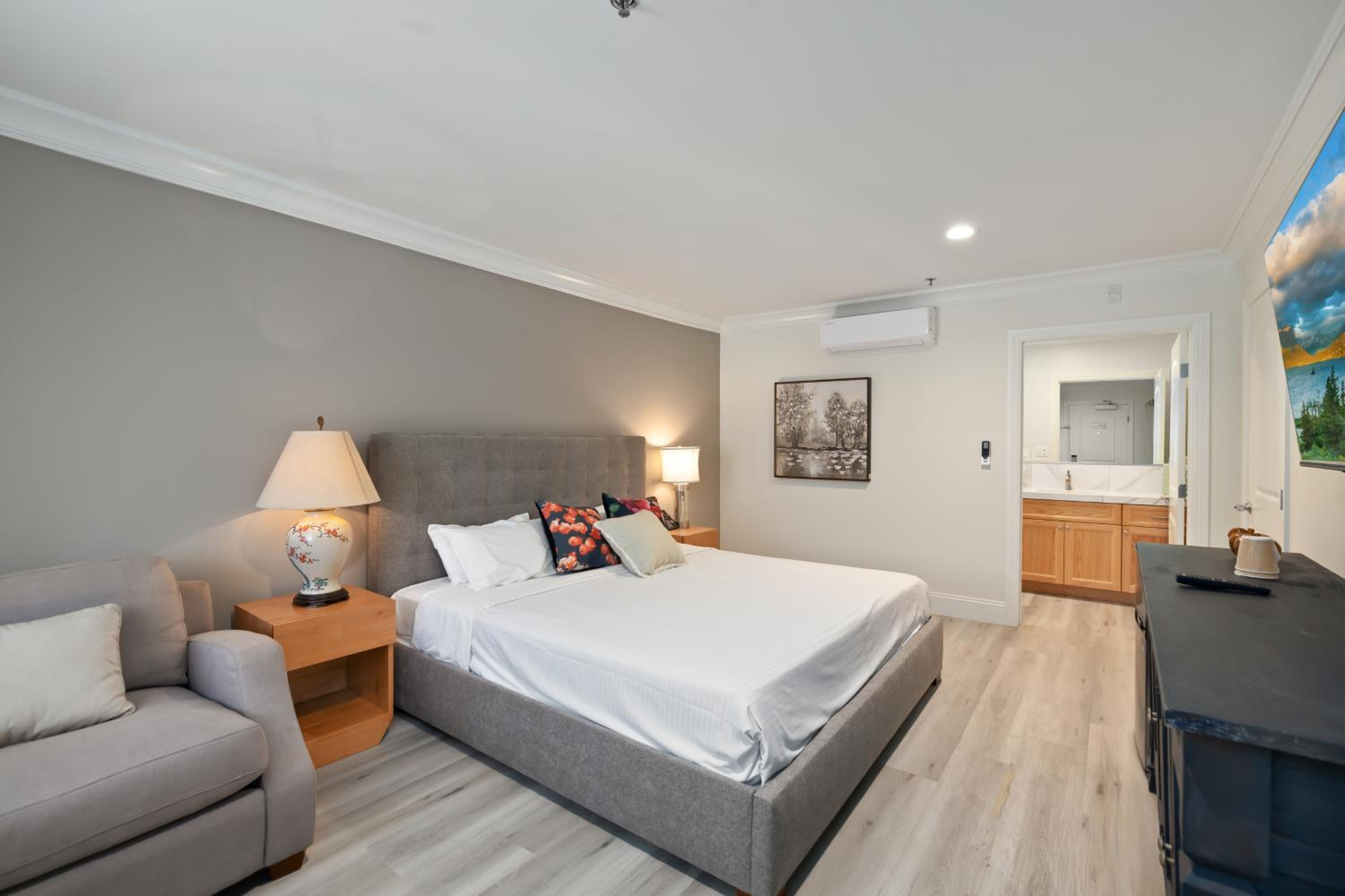 Hotel Huntington - Property Image 36