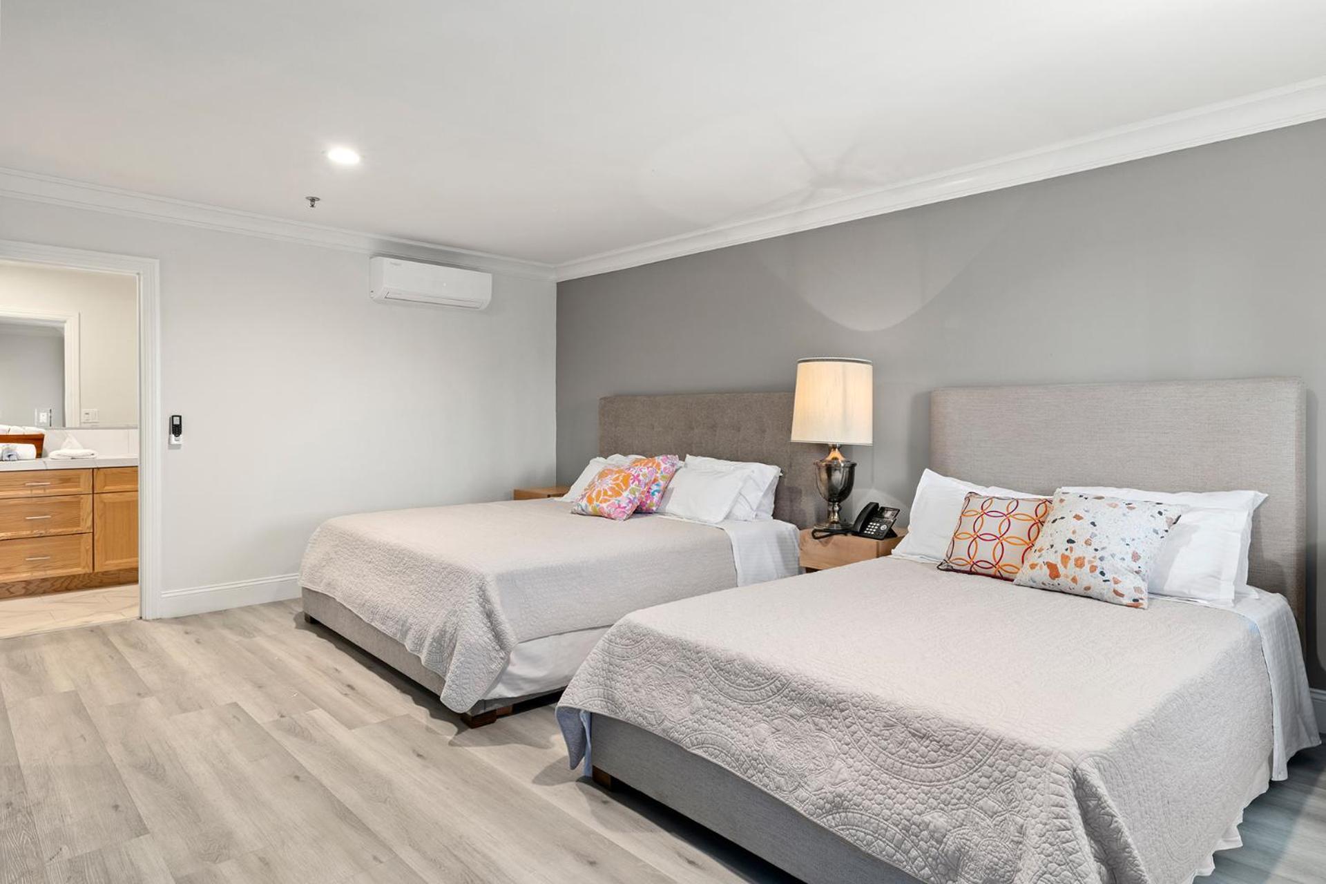 Hotel Huntington - Property Image 44
