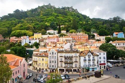 Sintra Central Flat - Image 3