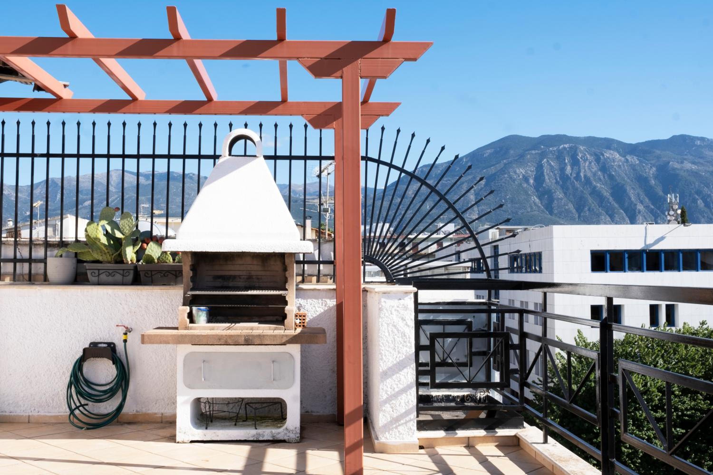 Hotel The home sweet home - Family friendly 2 floor apartment - Image 1