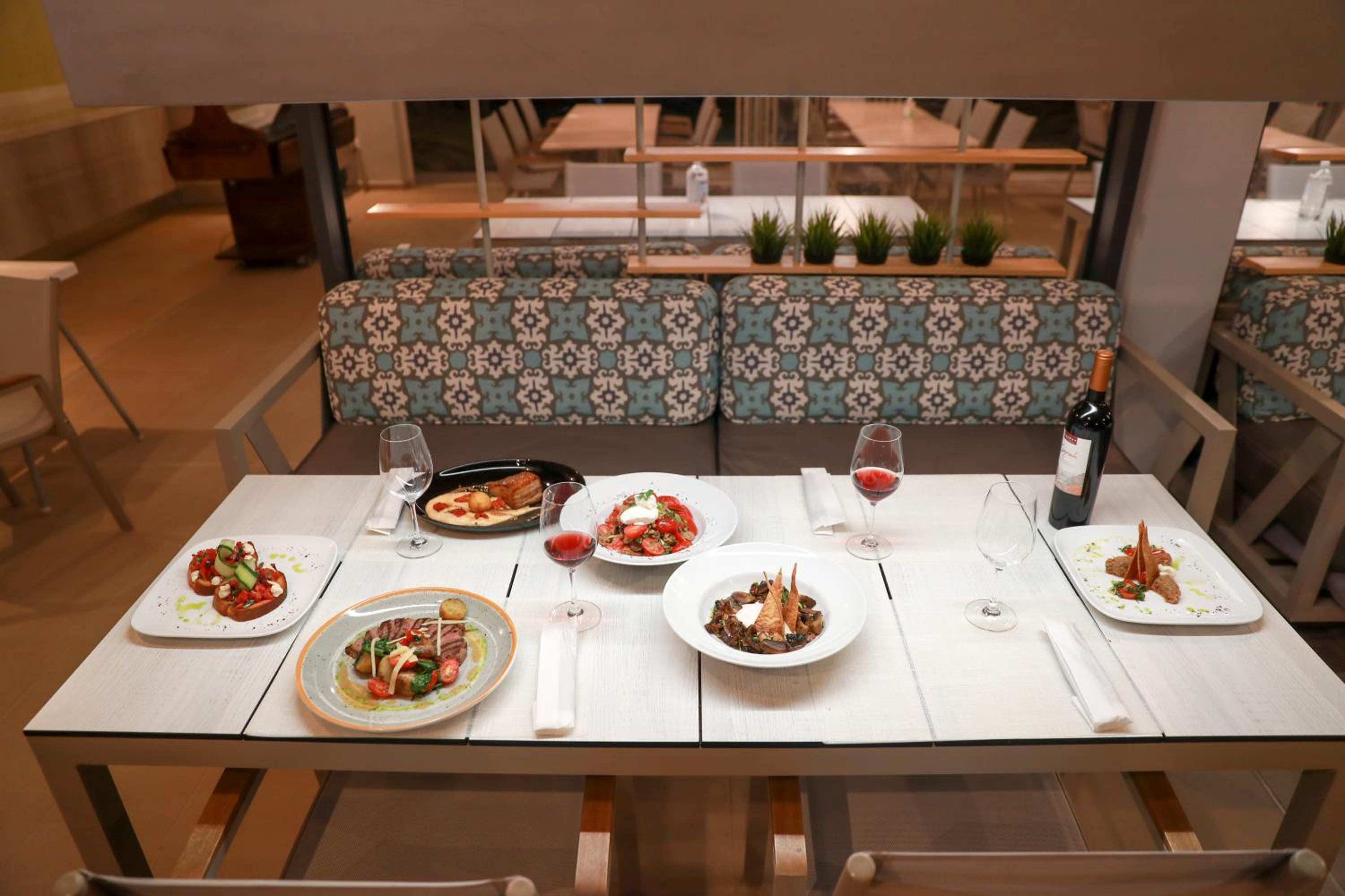 restaurant