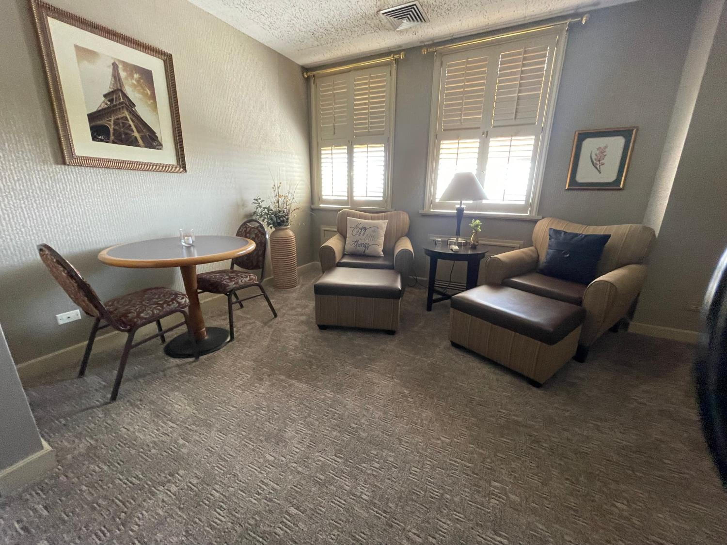 Bartlesville Vacations - Hotel Phillips - Property Image 67