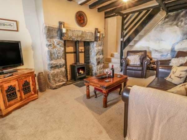 Bryn Y Bwyd Farm House view 4