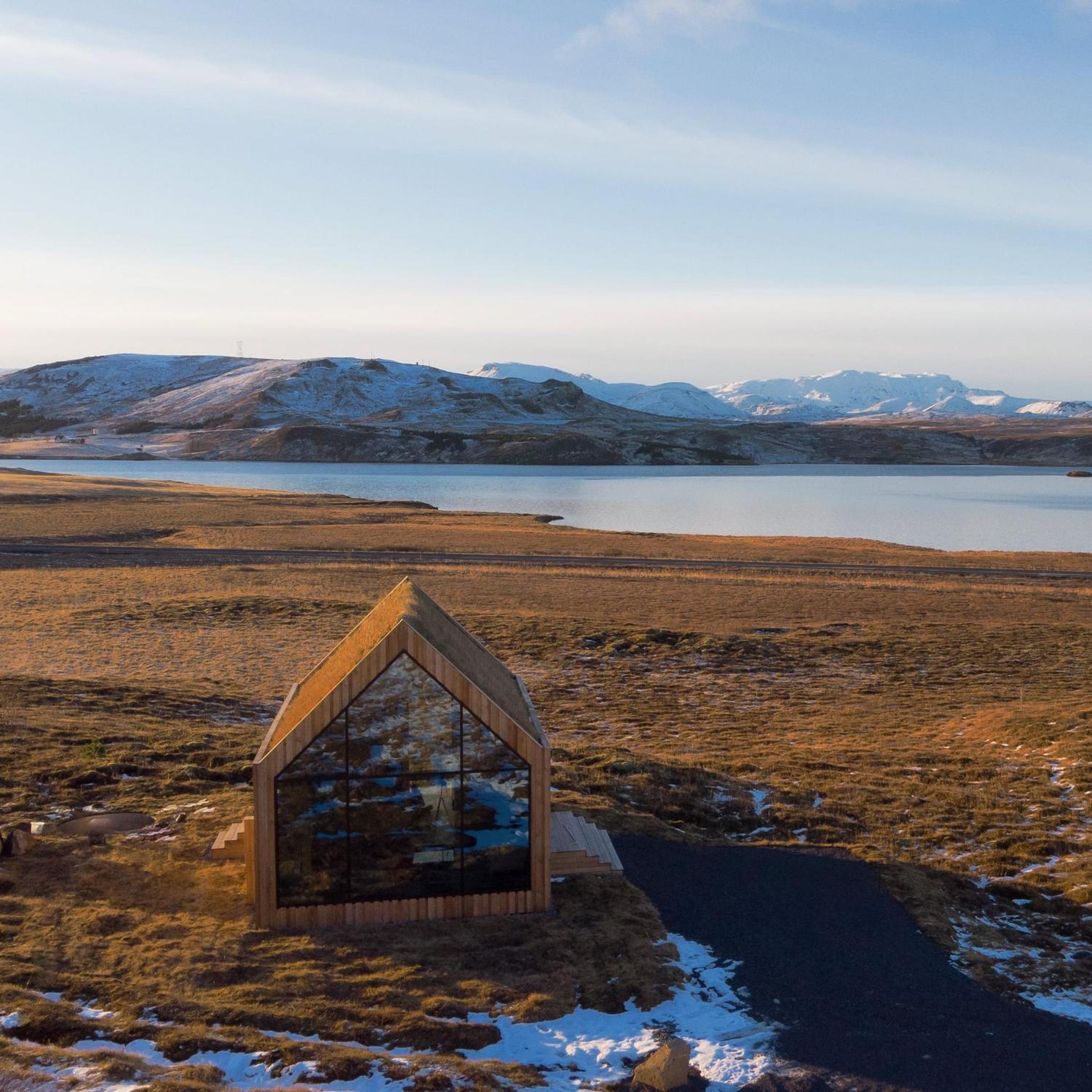 Iceland Lakeview Retreat view 2