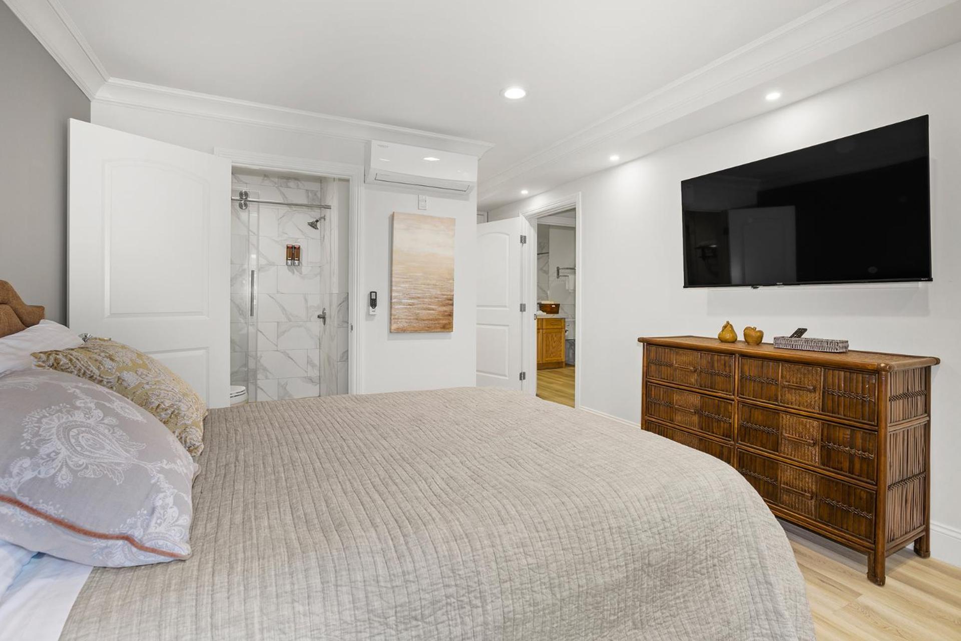 Hotel Huntington - Property Image 105
