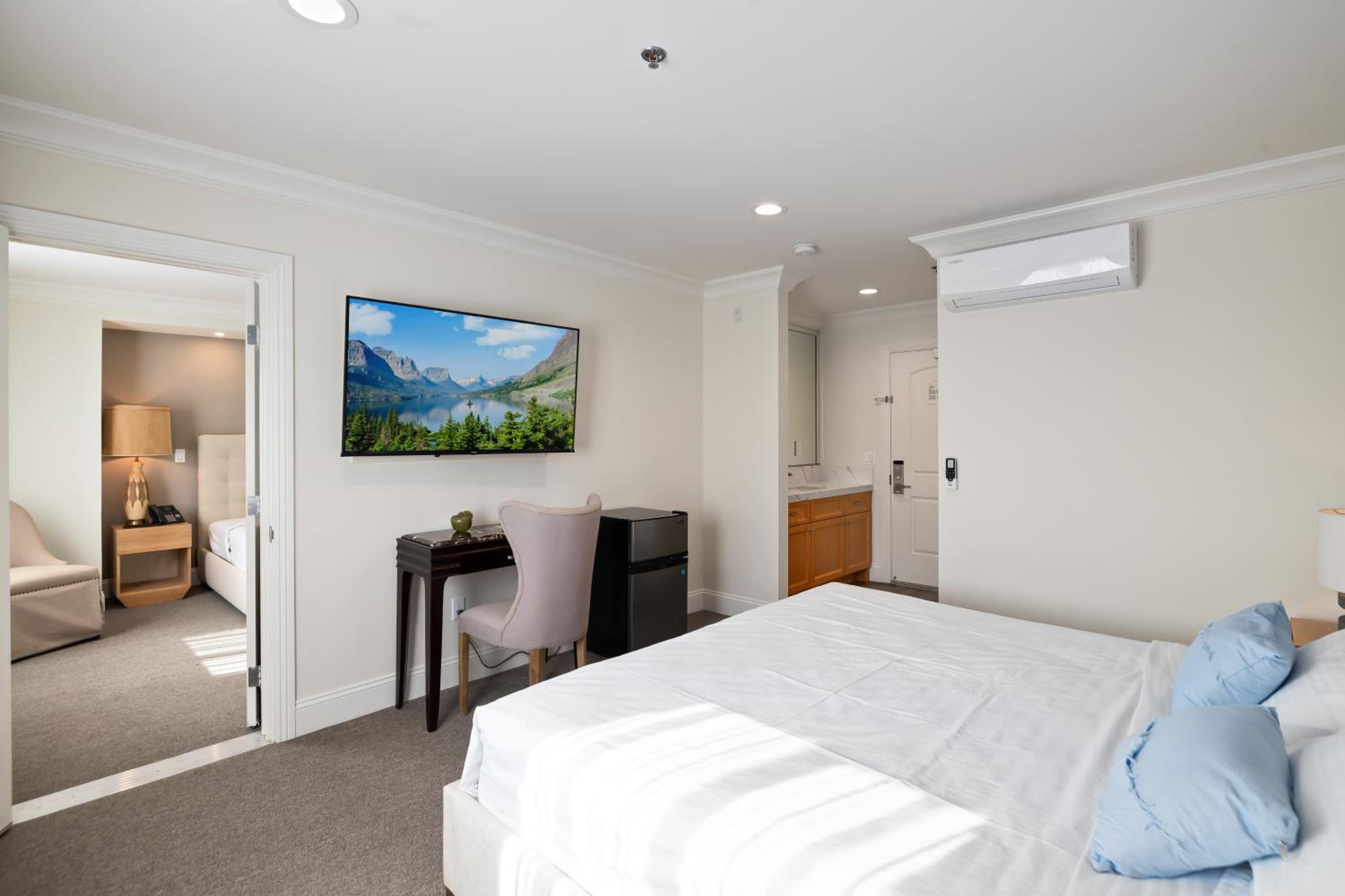 Hotel Huntington - Property Image 104