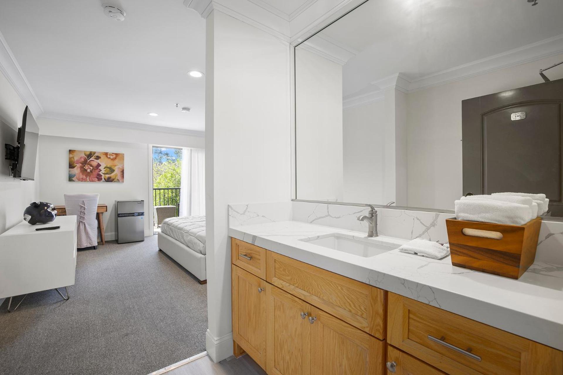 Hotel Huntington - Property Image 116