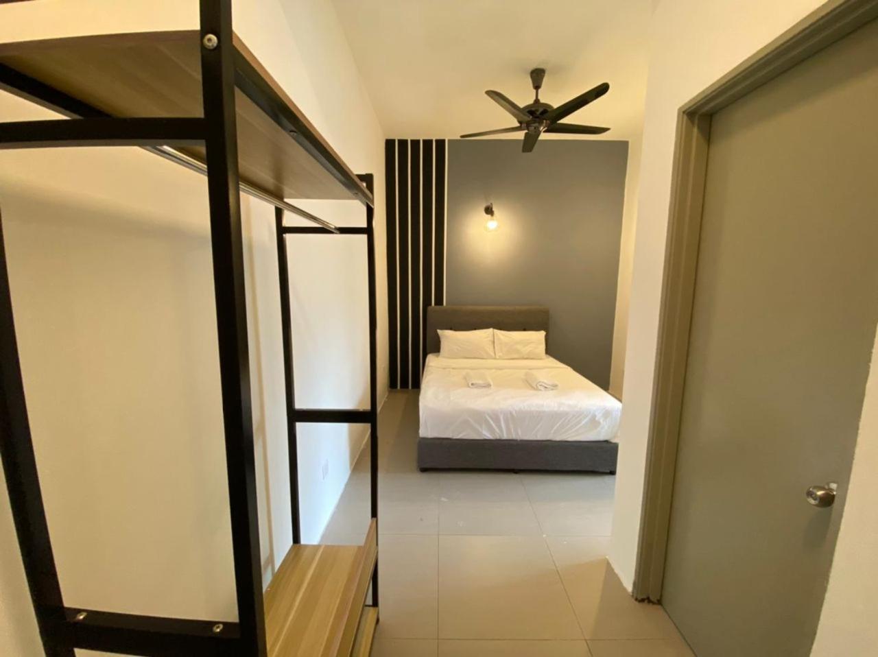 DreamScape Apartment @ Golden Hill