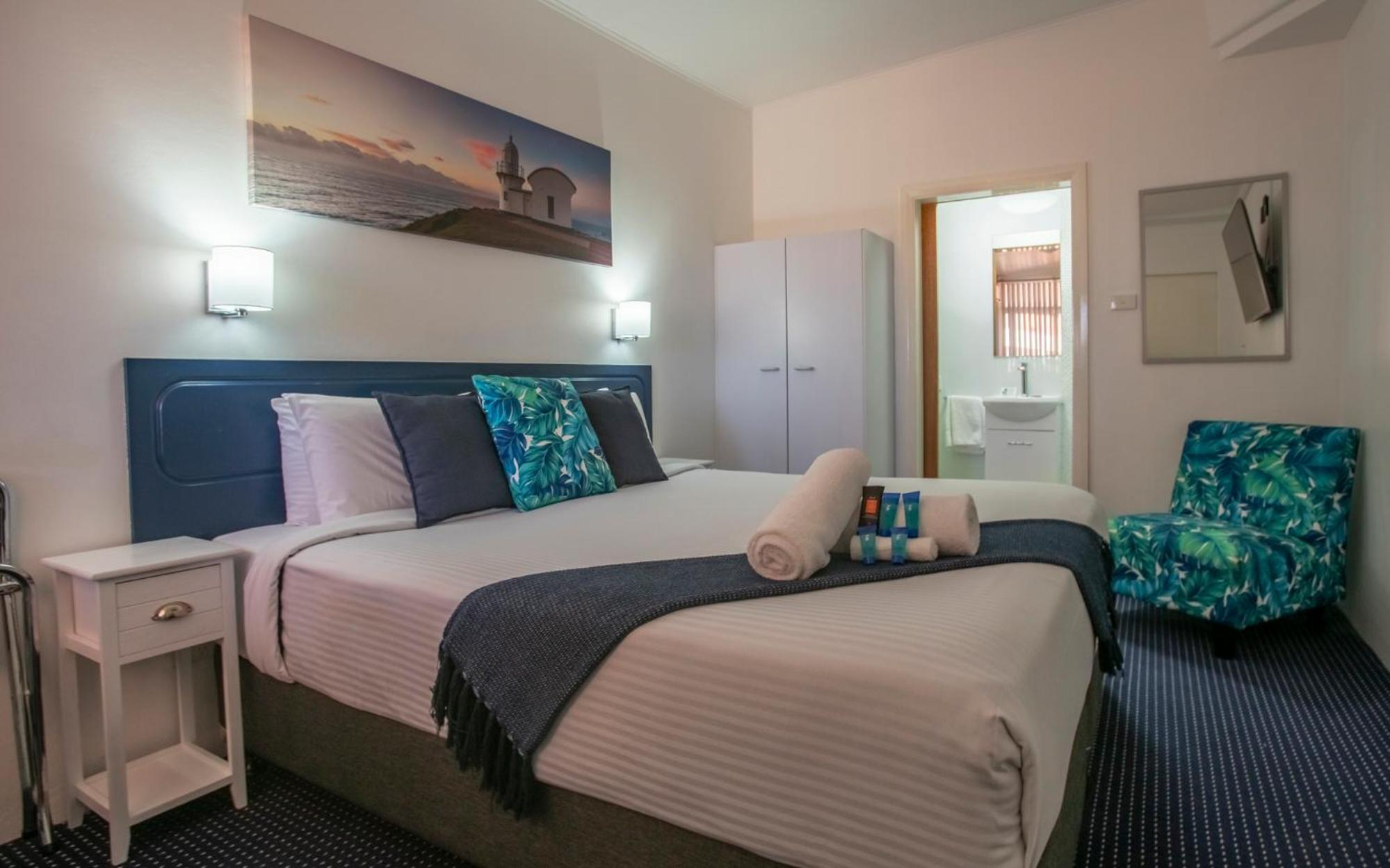 OCEAN BREEZE MOTEL