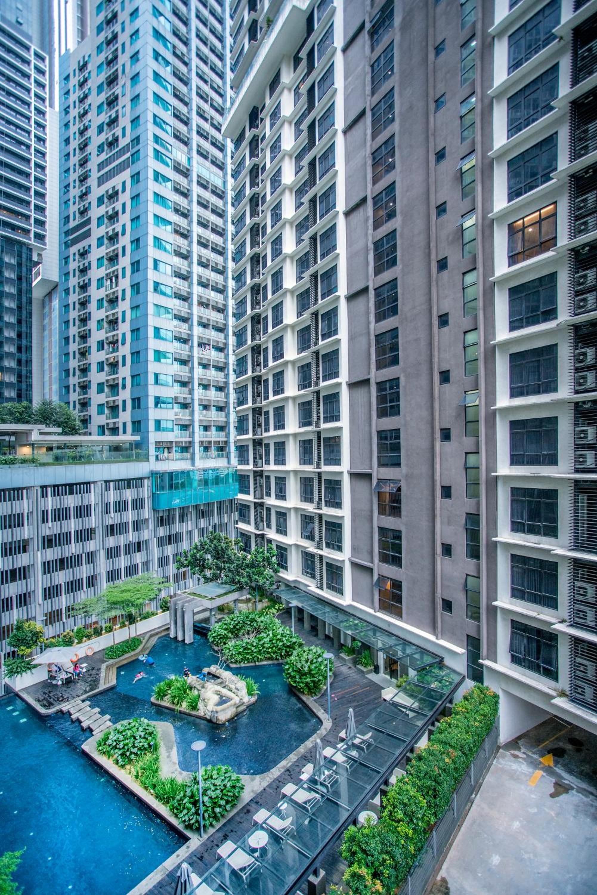 188 Suites KLCC by CoBNB