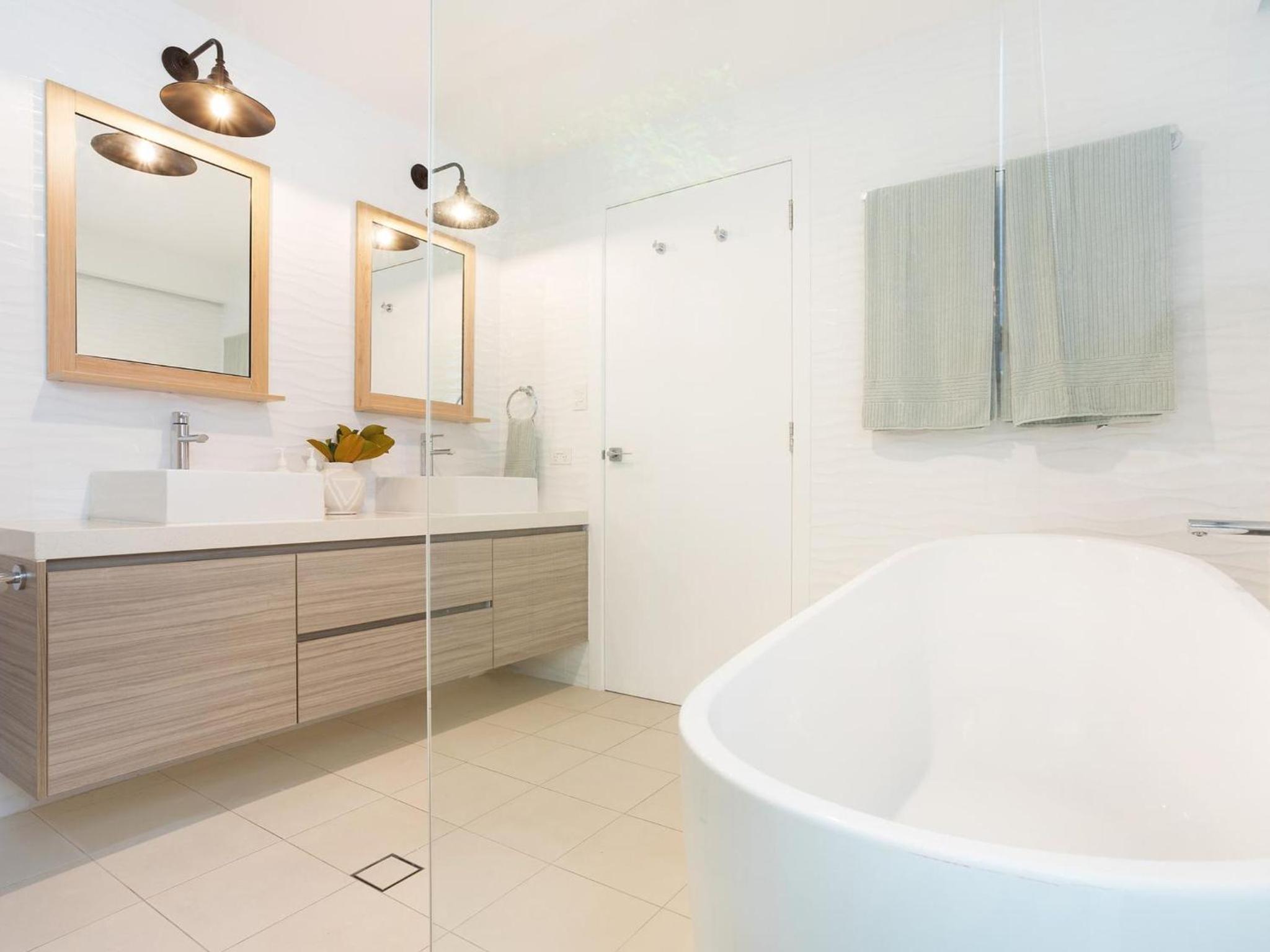 Wanda Ocean Front - Direct access to Tallow beach