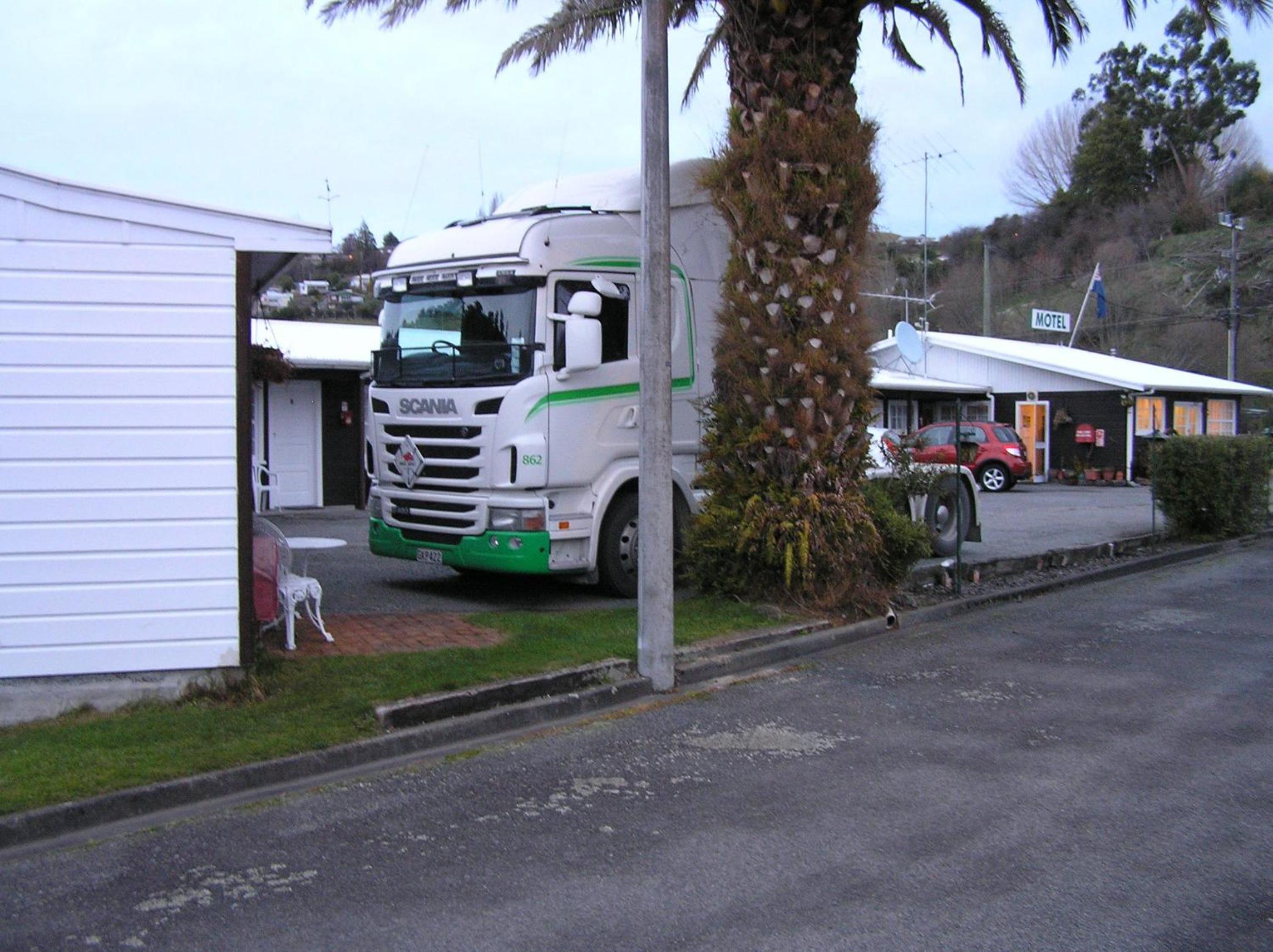 Coachman Motel