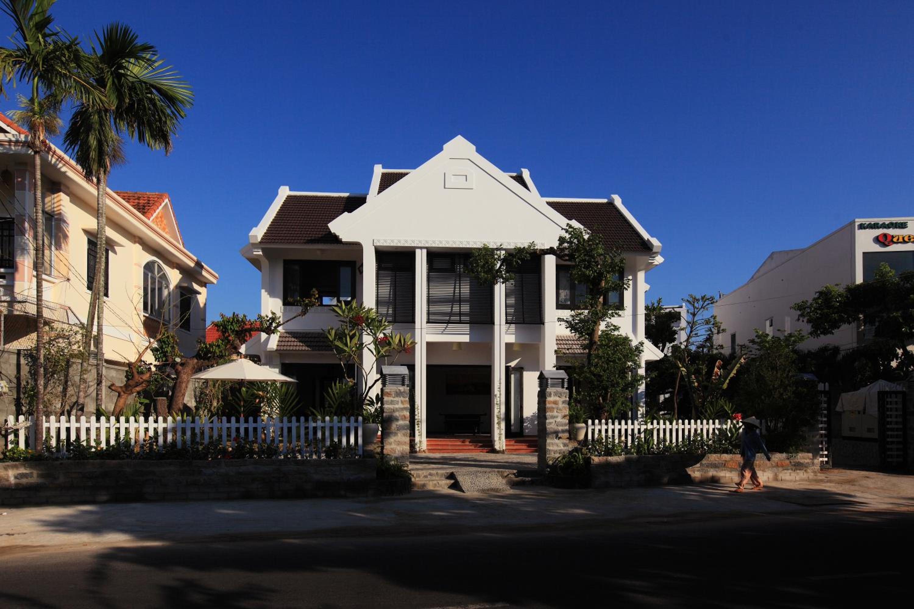 East West Villa