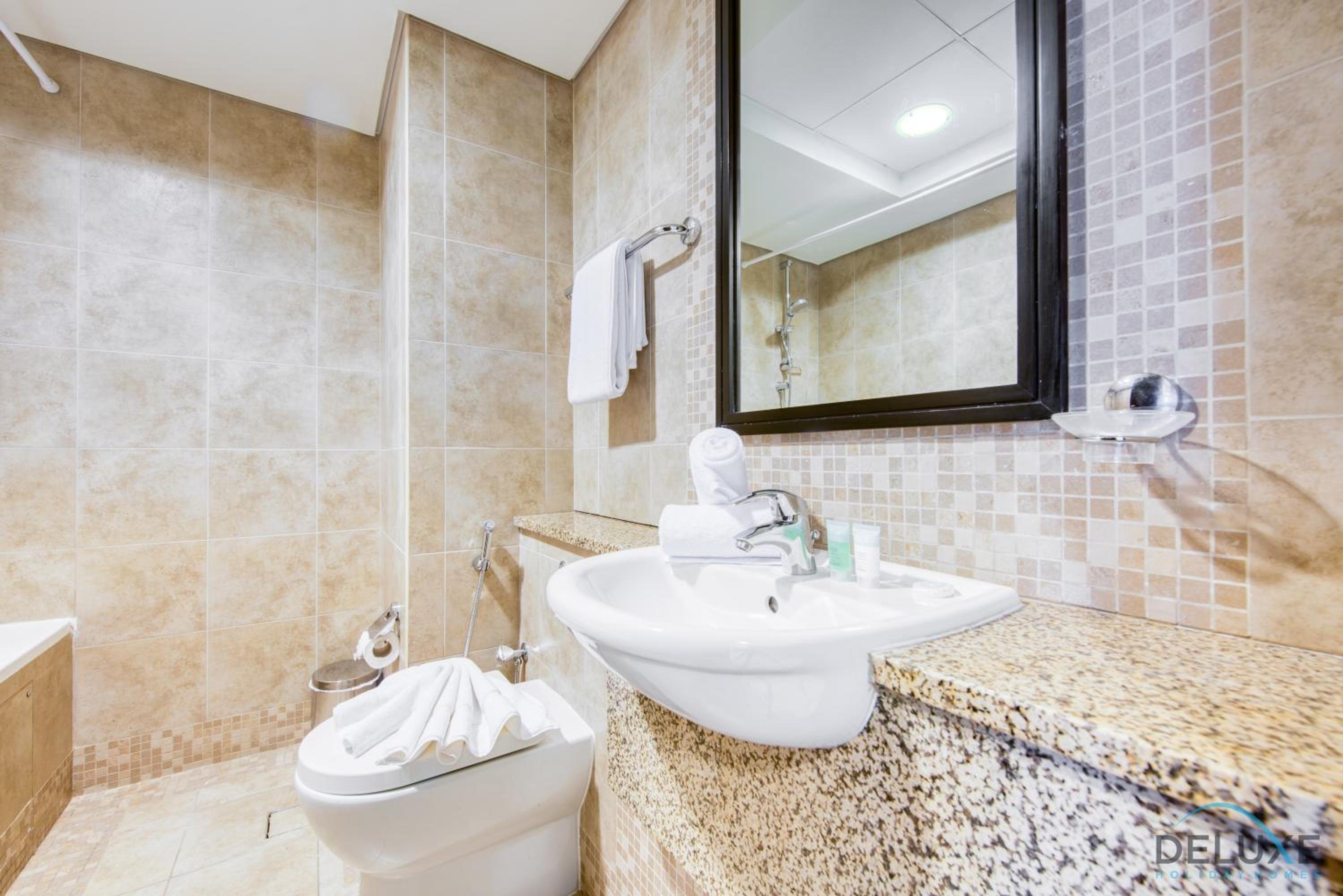 Charming Studio at Sky Gardens DIFC by Deluxe Holiday Homes