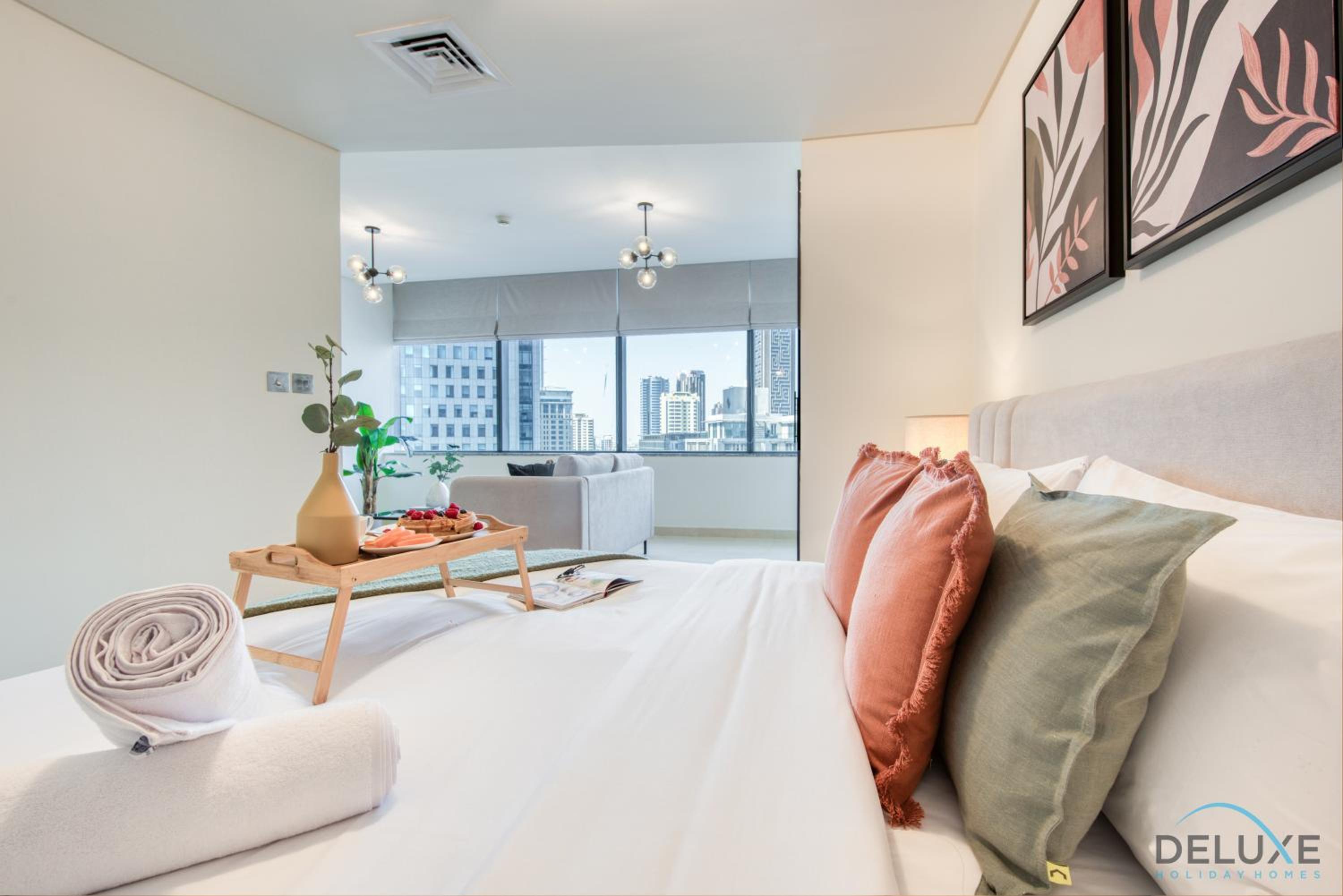 Charming Studio at Sky Gardens DIFC by Deluxe Holiday Homes