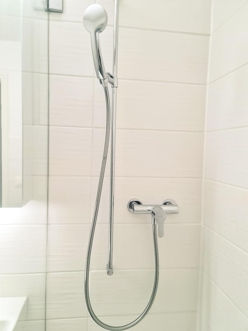 Nika Apartment - Aare Jungfrau AG