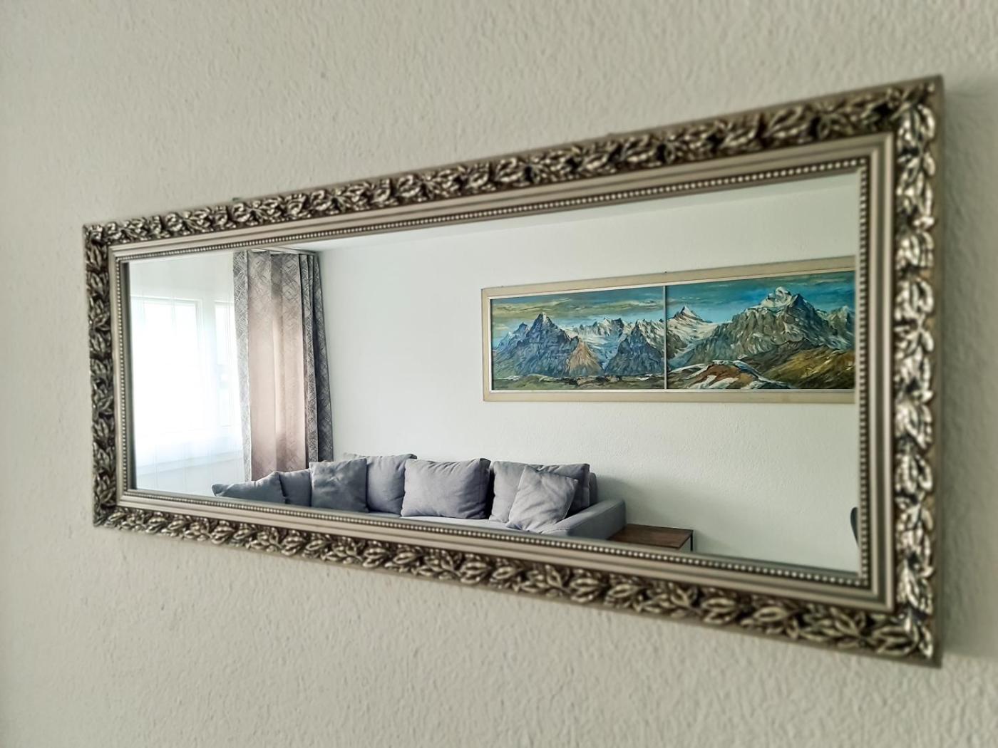 Nika Apartment - Aare Jungfrau AG
