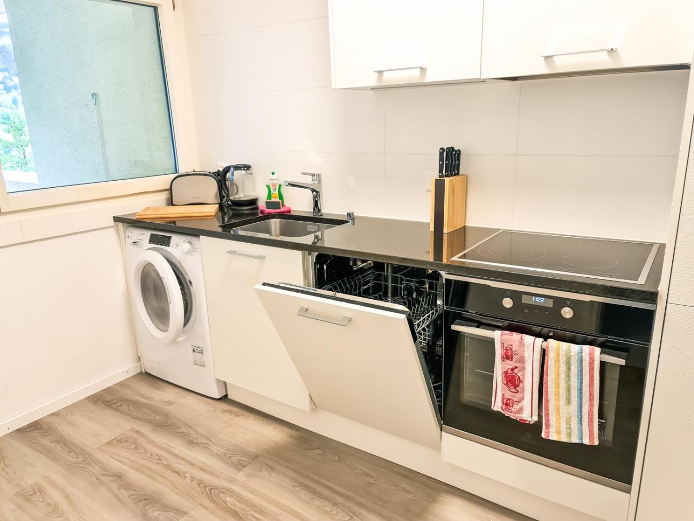Nika Apartment - Aare Jungfrau AG