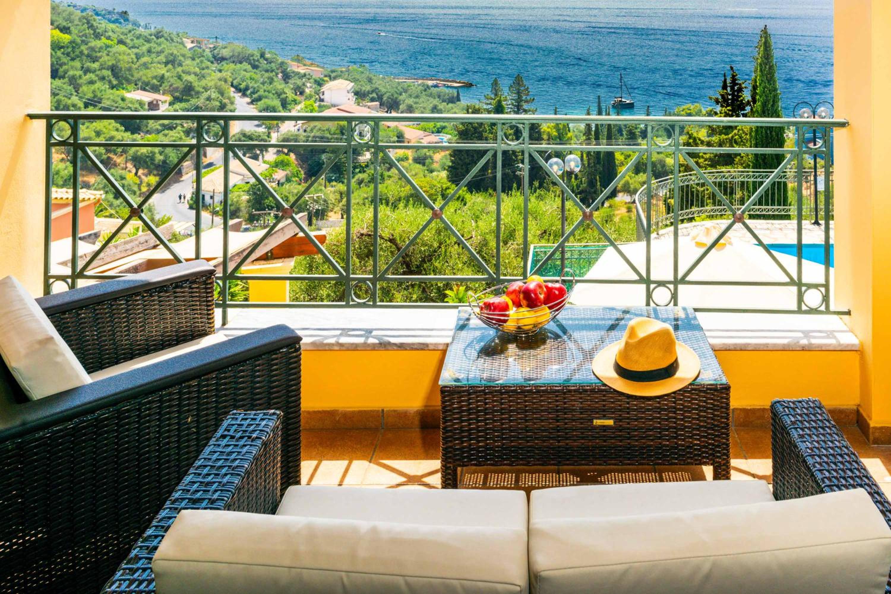 Villa Selini view 5