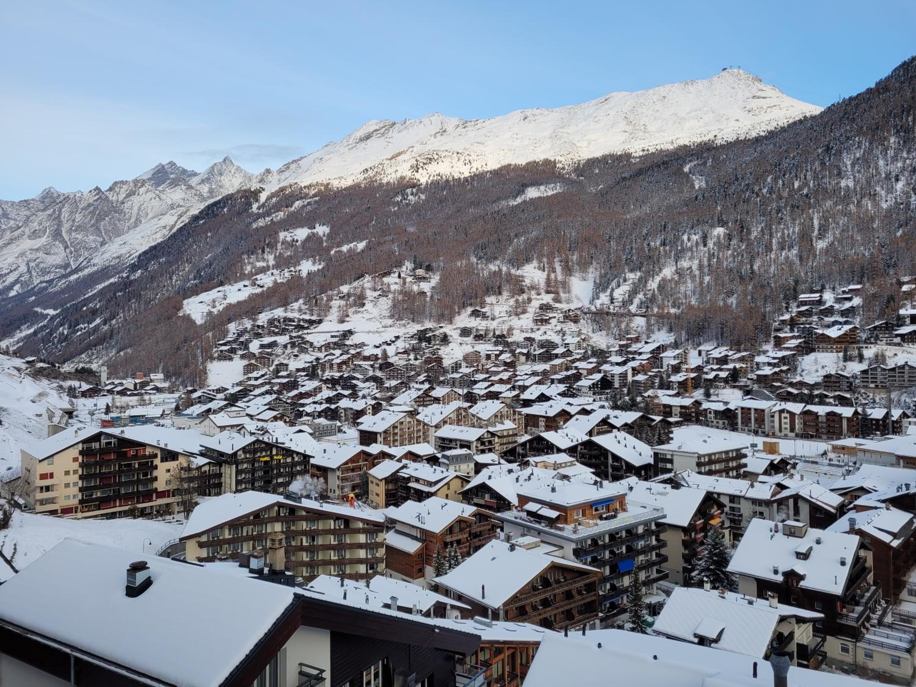 Studio in Zermatt mit toller Aussicht aufs Dorf view 3