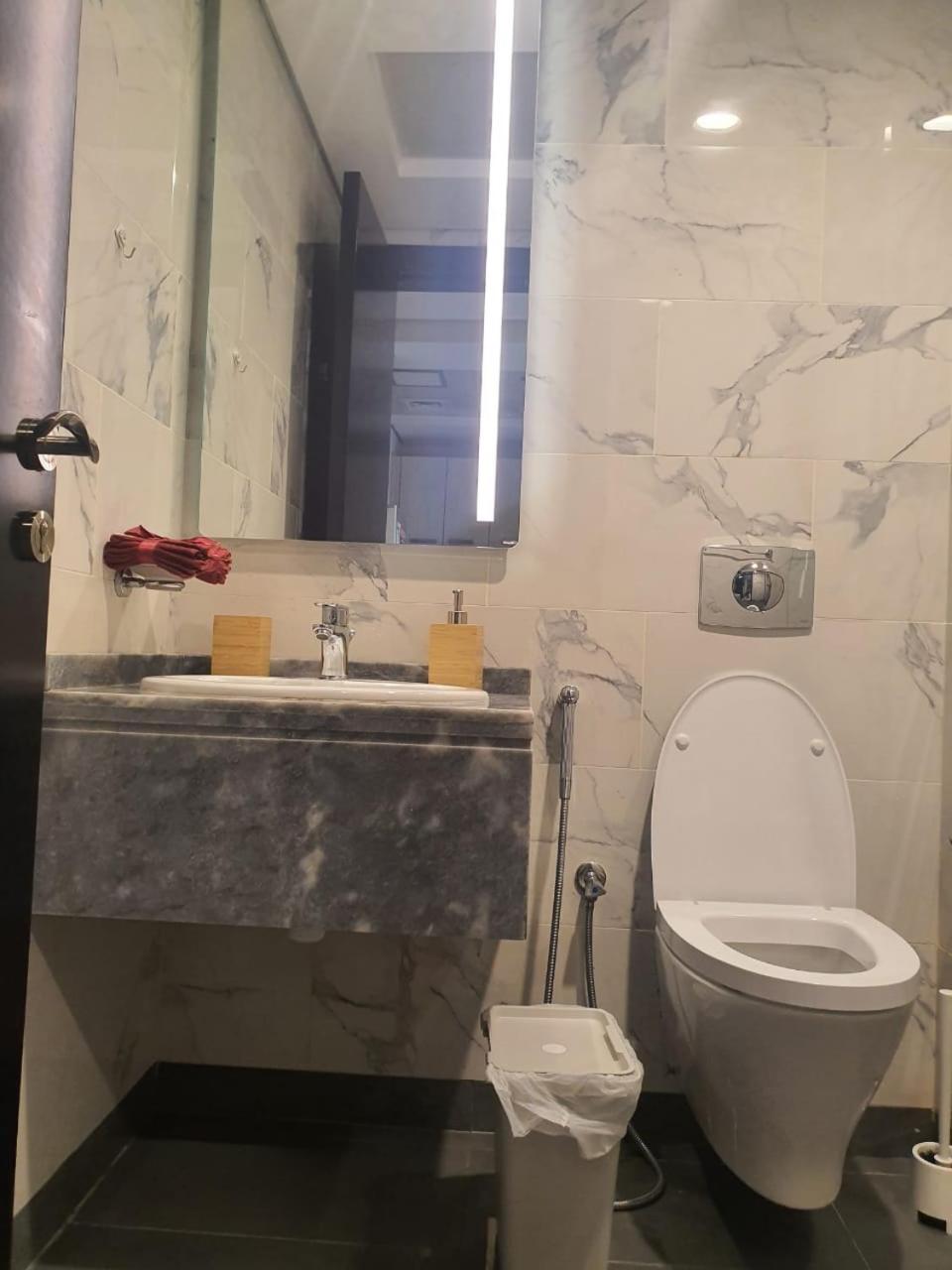 Cozy 1-bedroom apartment in Dubai South with Pool