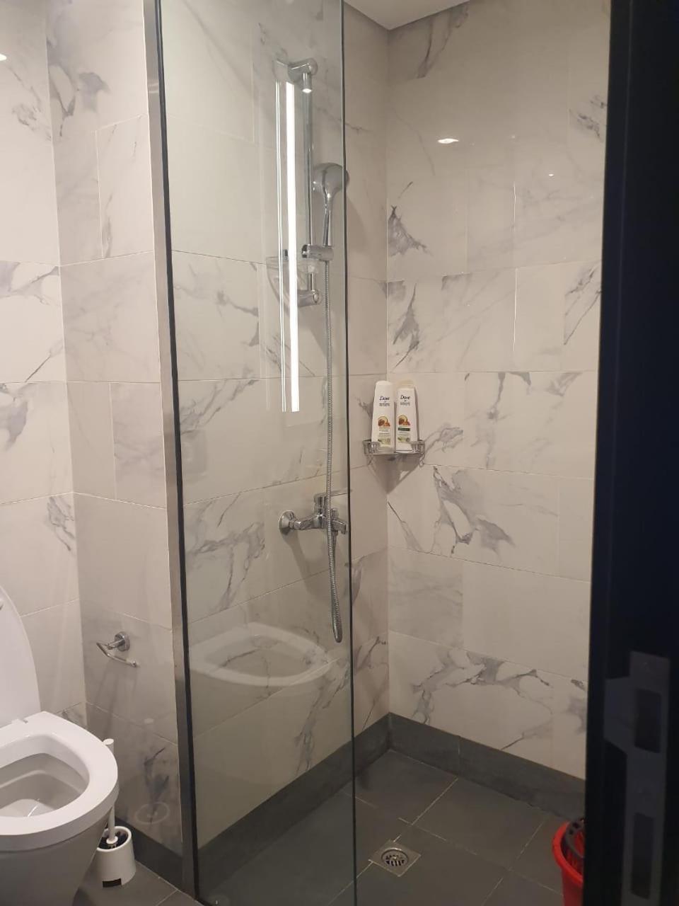 Cozy 1-bedroom apartment in Dubai South with Pool