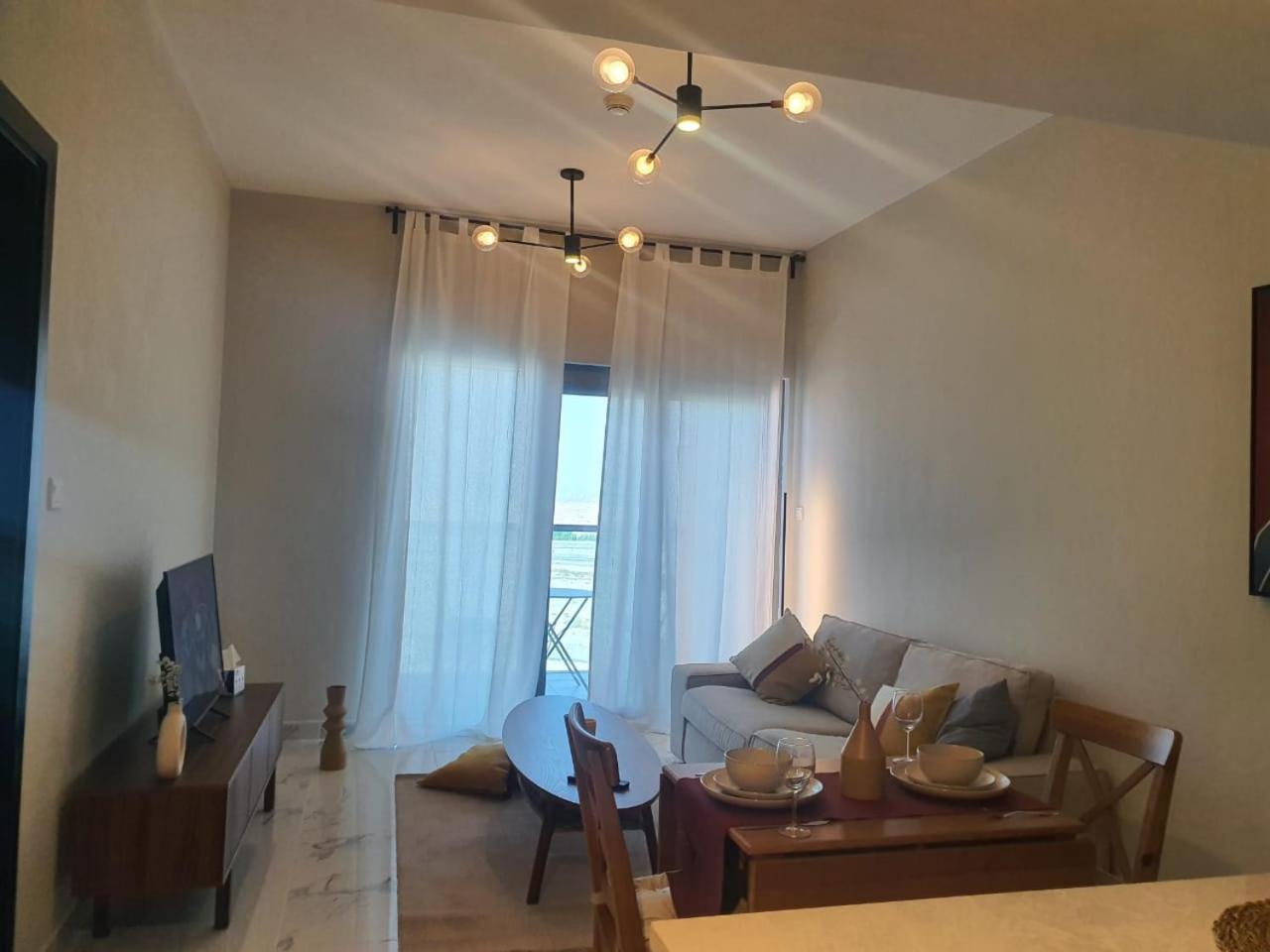 Cozy 1-bedroom apartment in Dubai South with Pool