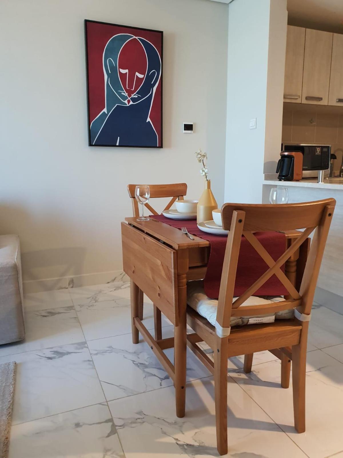 Cozy 1-bedroom apartment in Dubai South with Pool