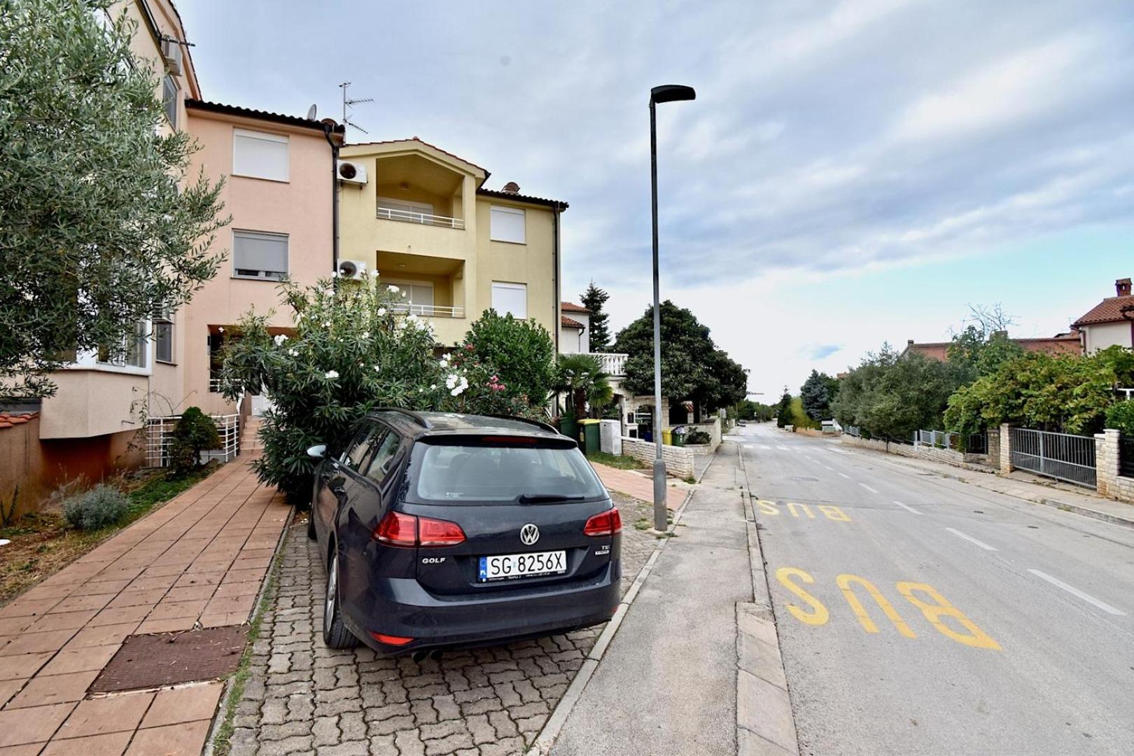 Lovely apartment few minutes from the beach view 4