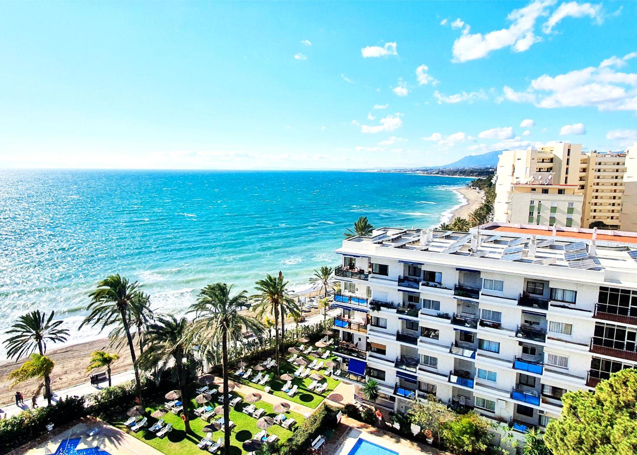 Skol 701. One Bedroom Duplex with Exceptional Sea Views. view 4
