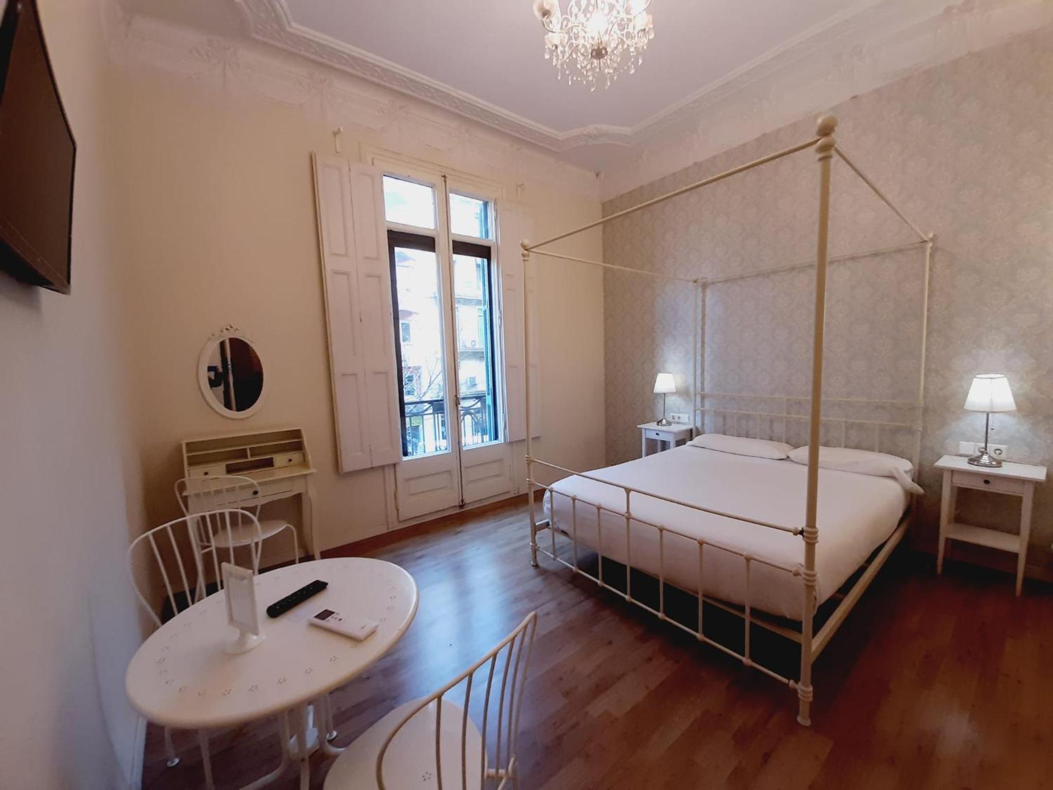 Lumine Luxury Suites by gaiarooms