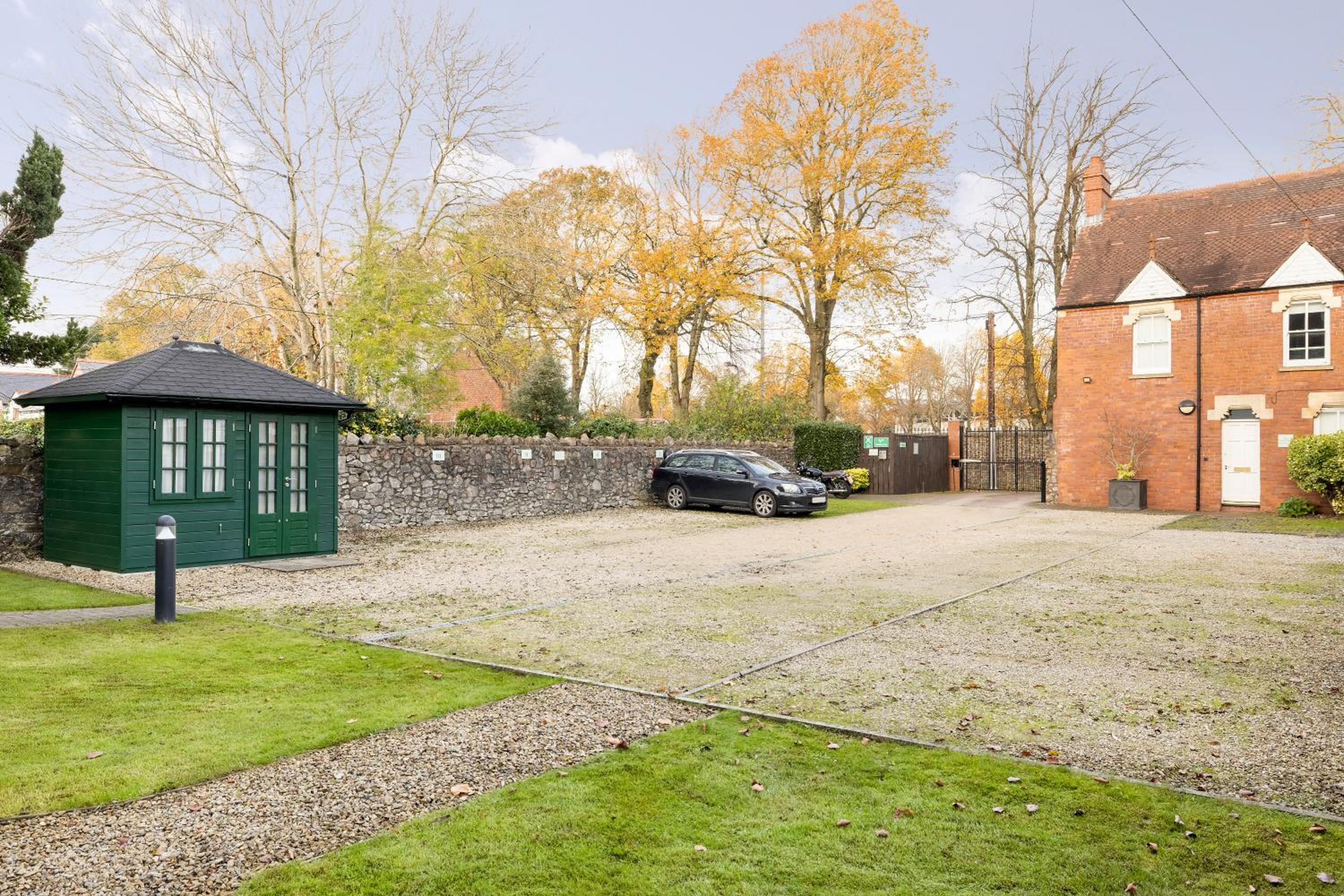 Photo 16