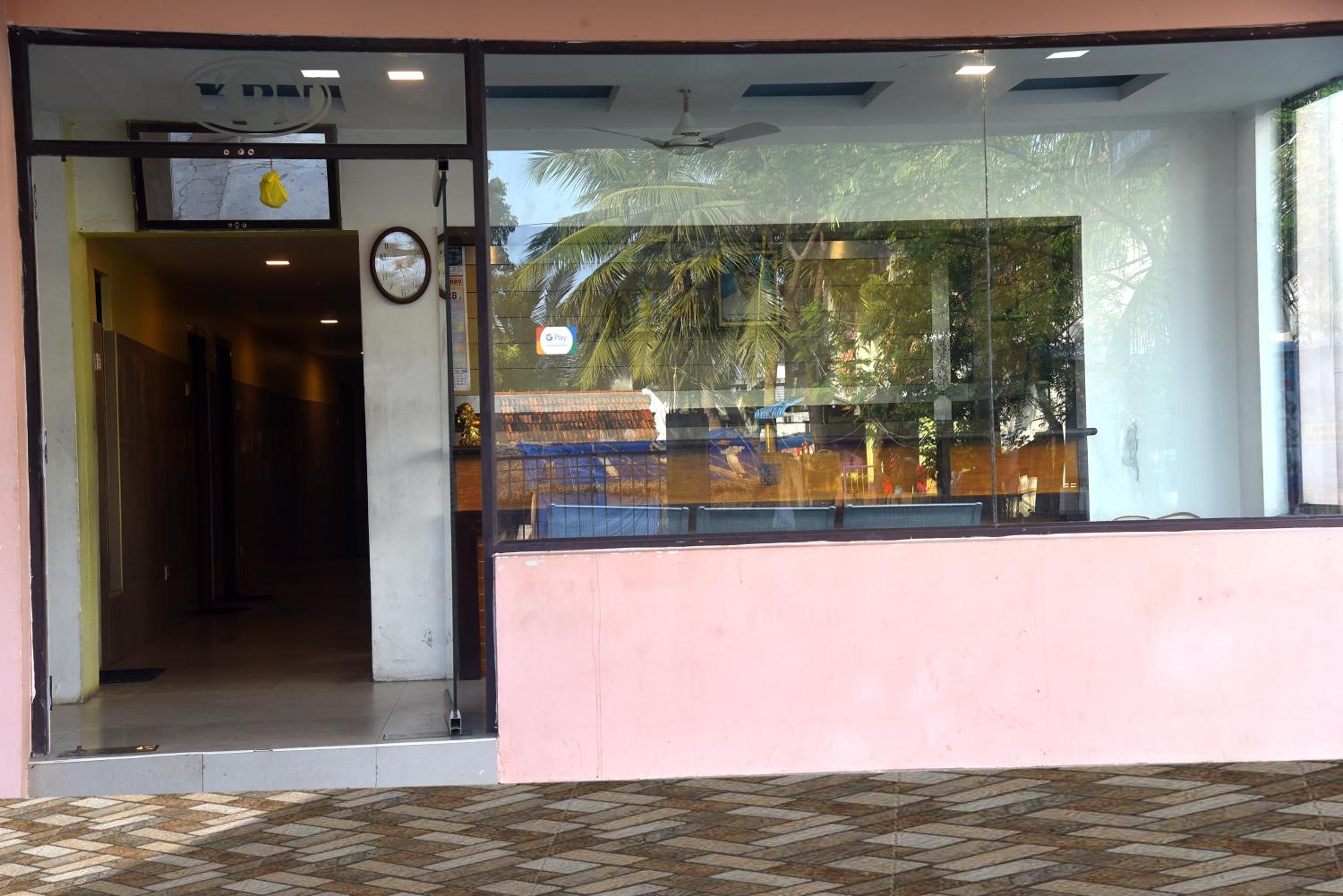 KPN KARTHI RESIDENCY