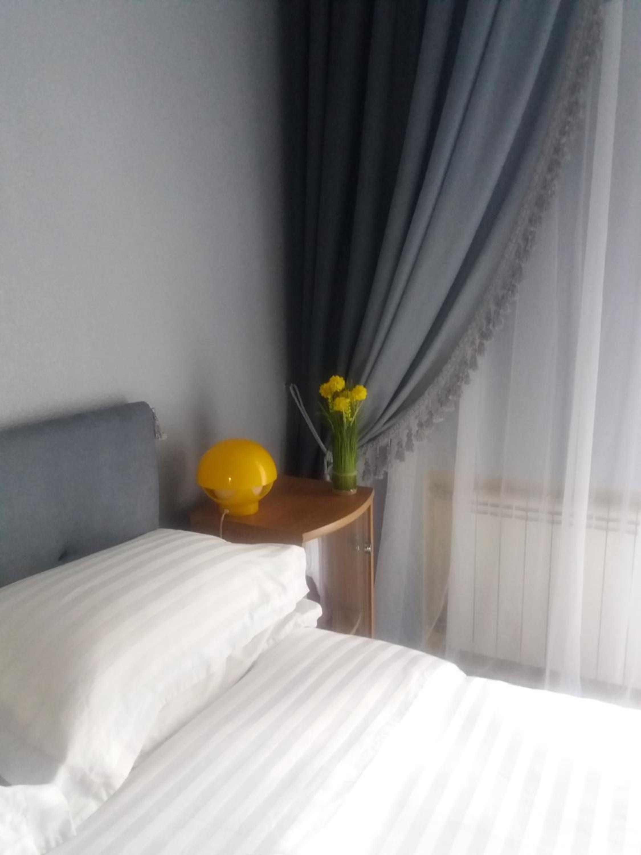 Apartment u Lidii in center of Kiev near railways station
