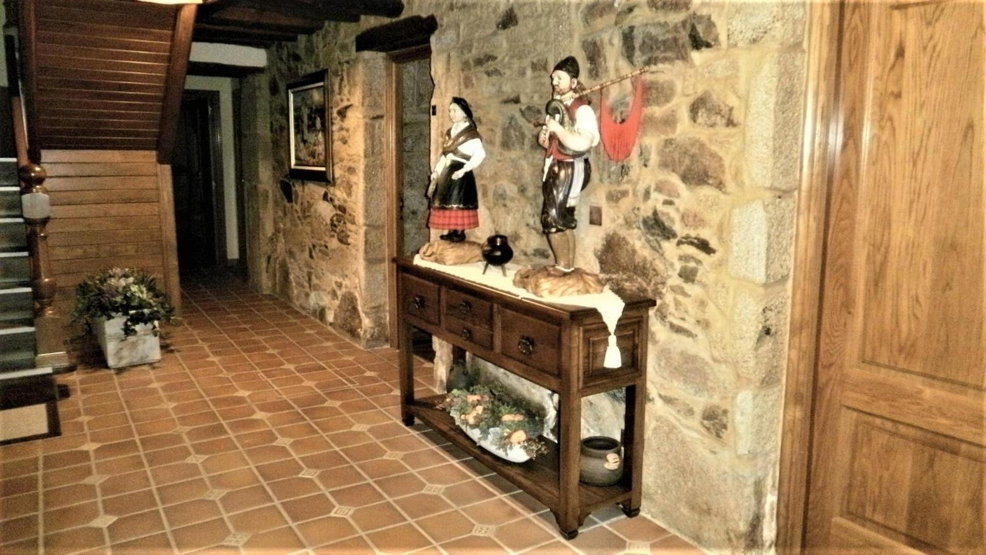 Photo 50